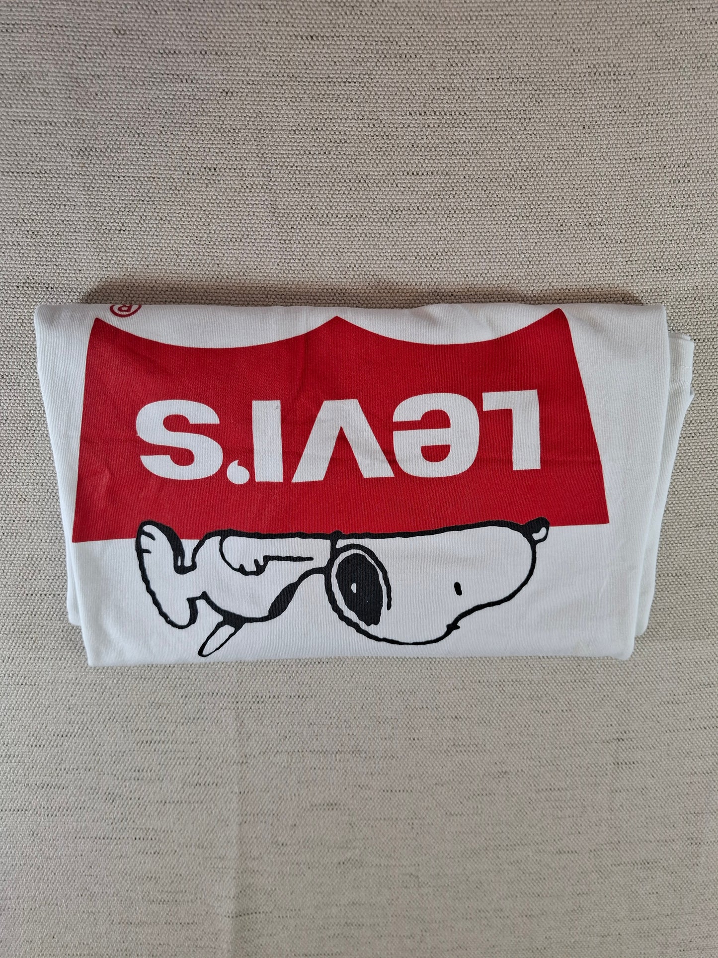 001135 Levi's T-shirt size L White
