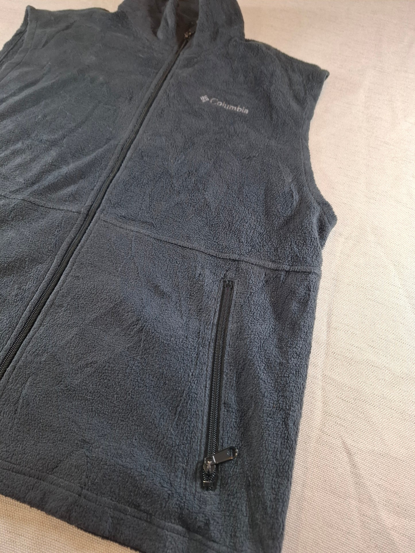 001143 Columbia Fleece bodywarmer size Men L Black