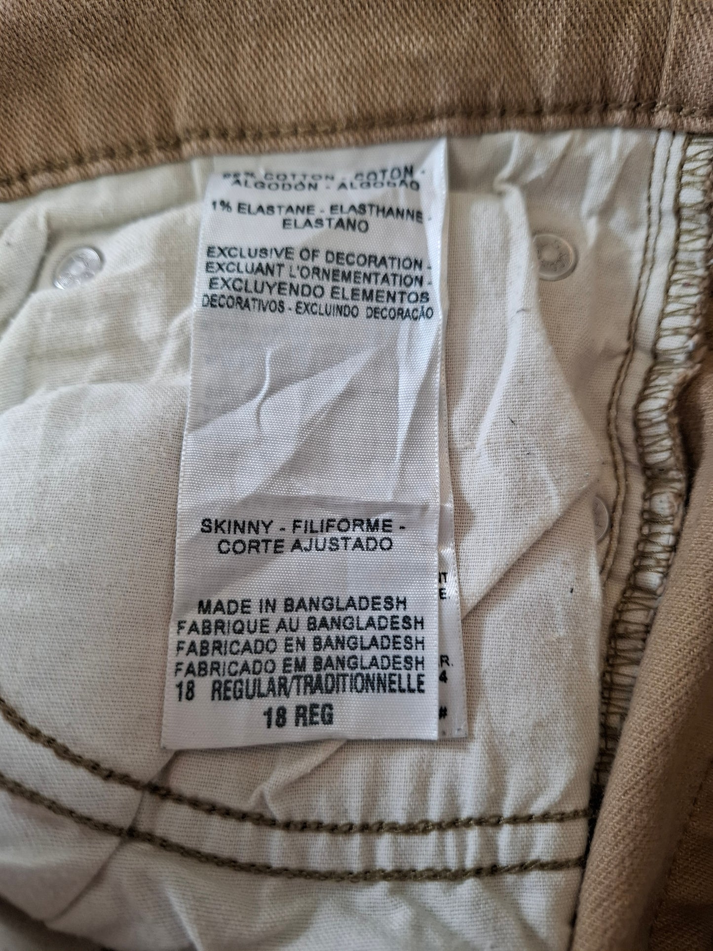 000172 Levi's Jeans size 18 Regular Khaki