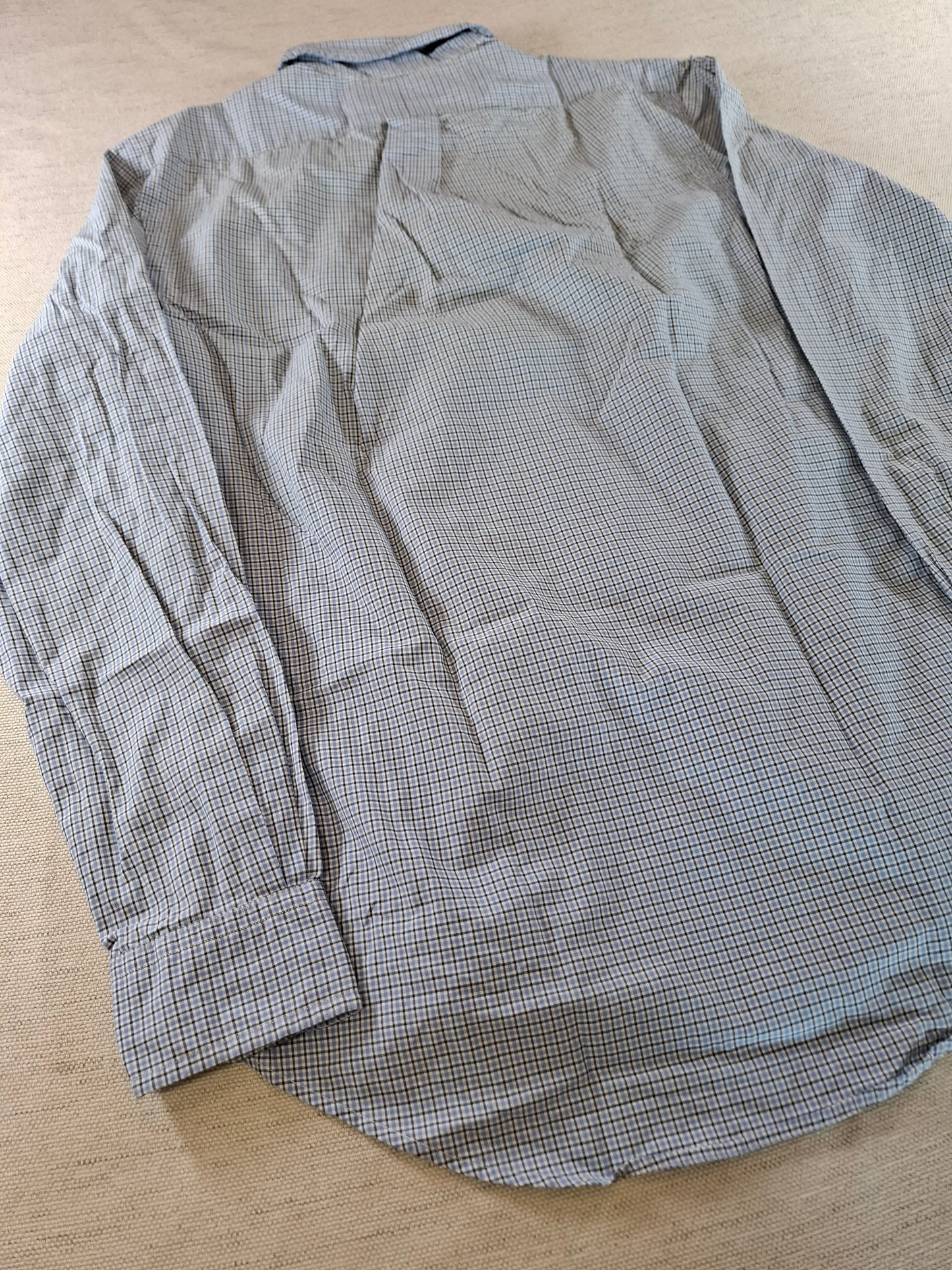 001069 Polo Ralph Lauren Button down shirt size 38 Blue/ Black checkered