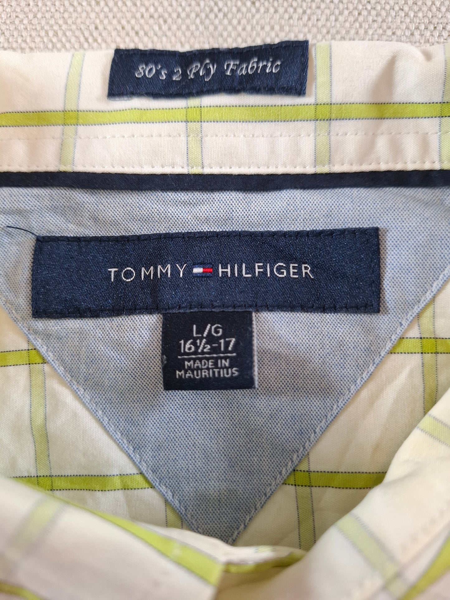 001093 Tommy Hilfiger Button down shirt size 16,5-17 / L Green/ White checkered