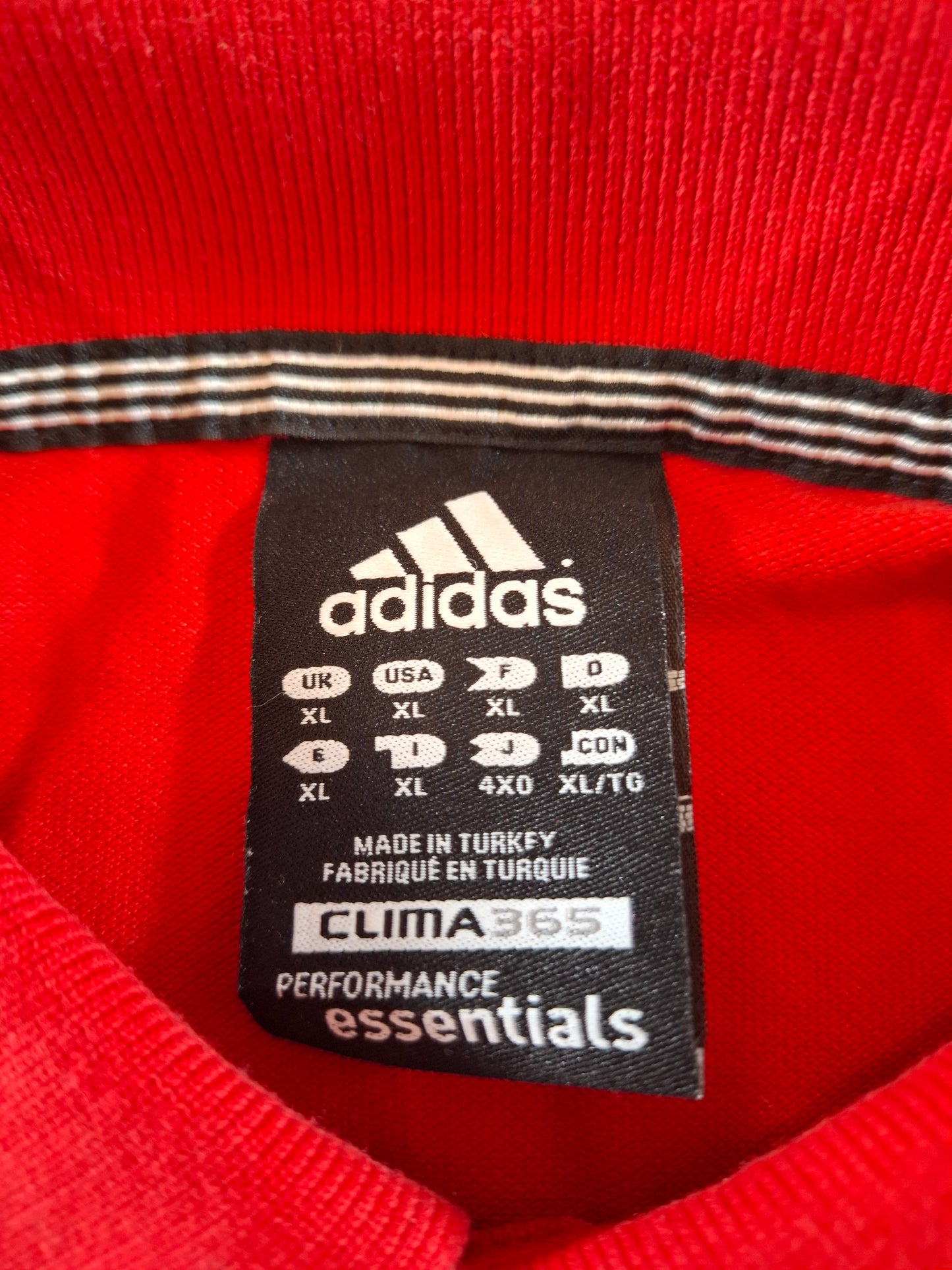 000945 Adidas Polo size XL Red