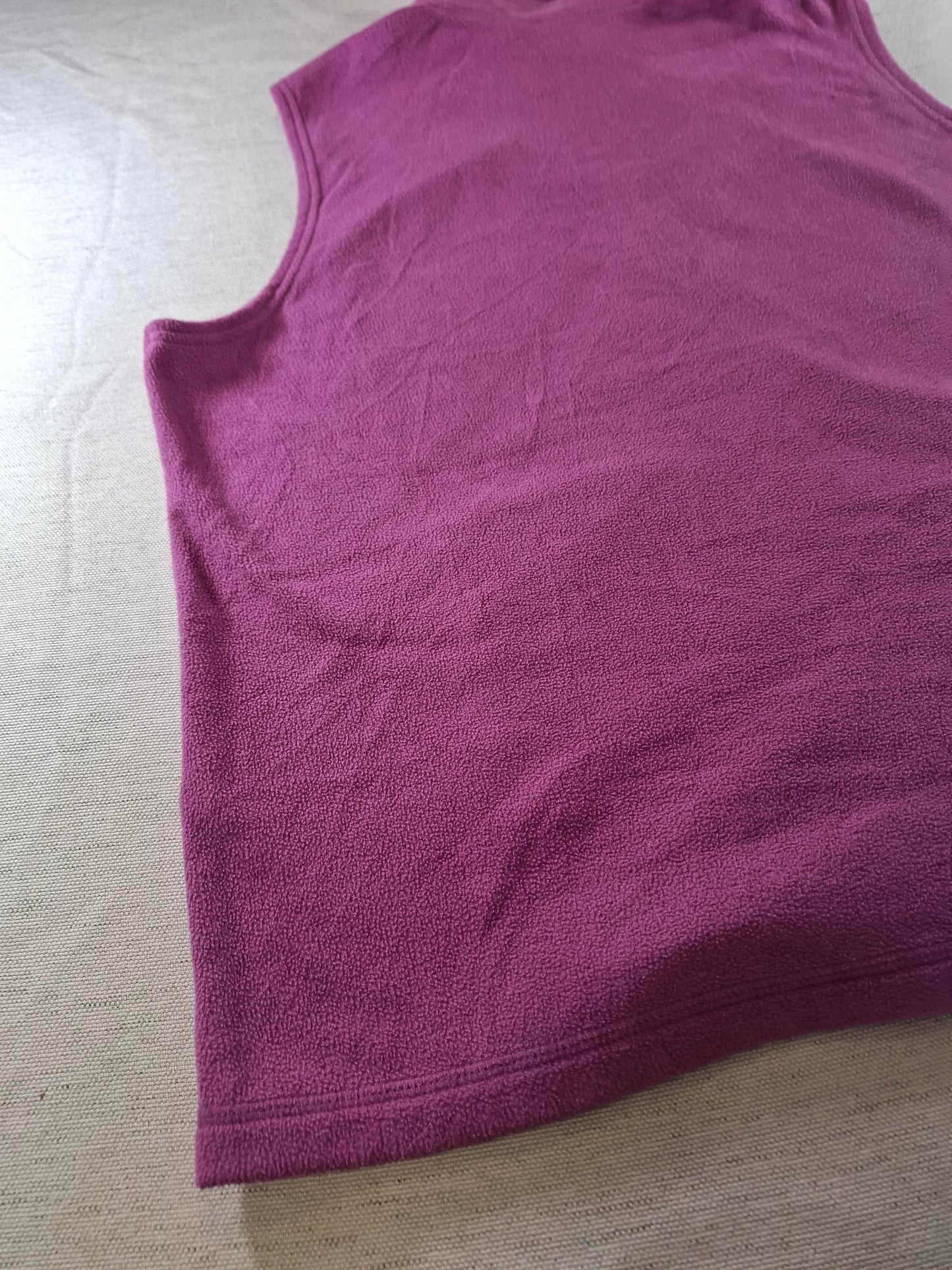 000948 Patagonia Fleece bodywarmer size L Pink