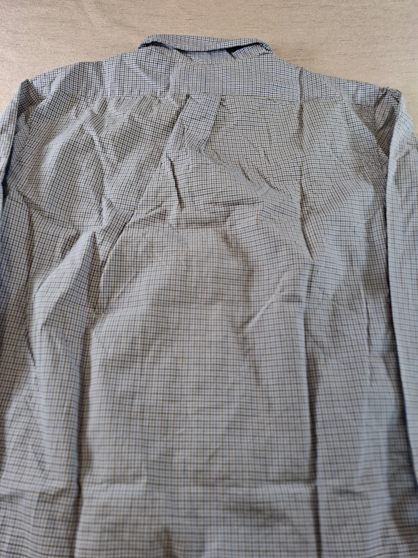 001069 Polo Ralph Lauren Button down shirt size 38 Blue/ Black checkered