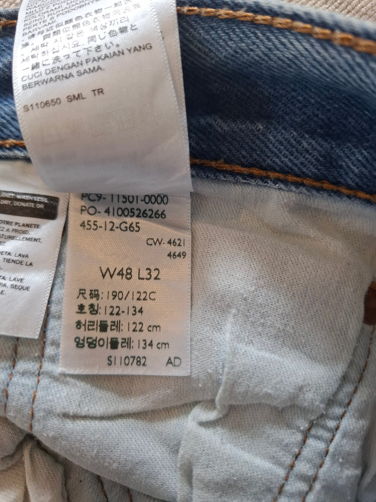 000268 Levi's 501 Jeans size 48/32 Blue