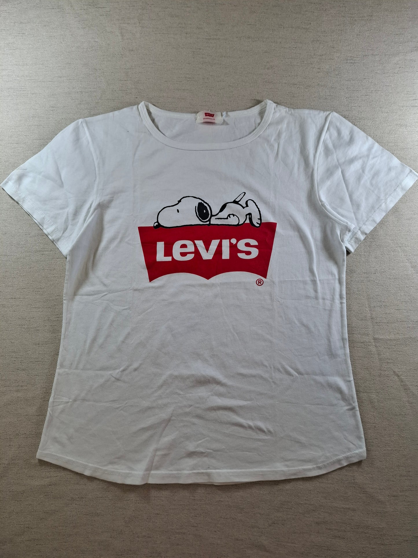 001135 Levi's T-shirt size L White