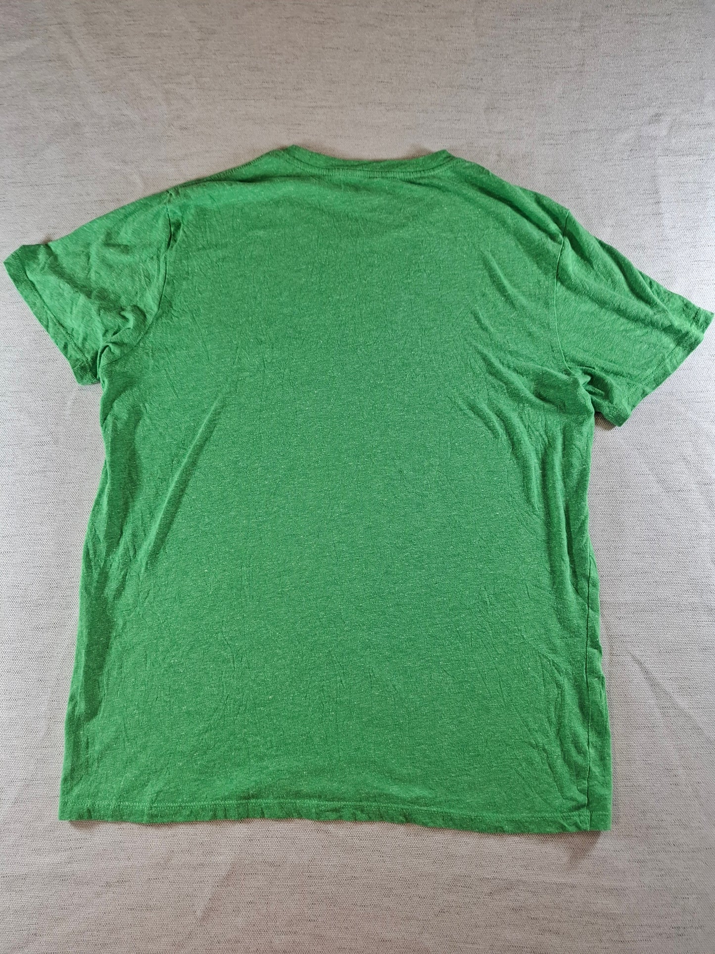 001140 Levi's T-shirt size L Green