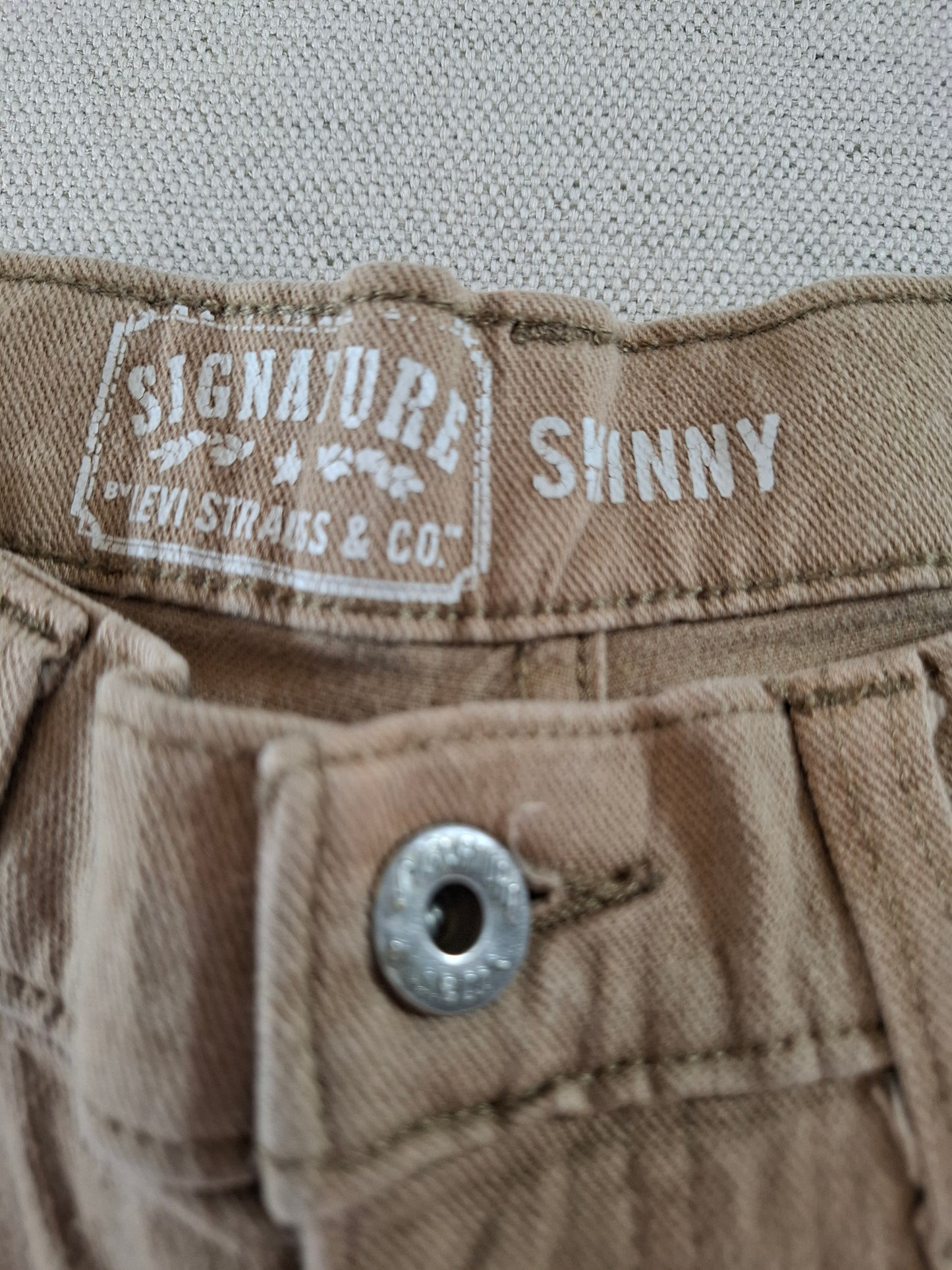 000172 Levi's Jeans size 18 Regular Khaki