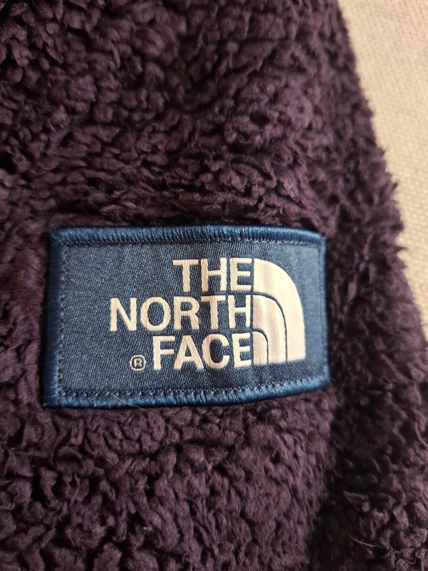 000698 The North Face Fleece hoodie size Women's S Purple