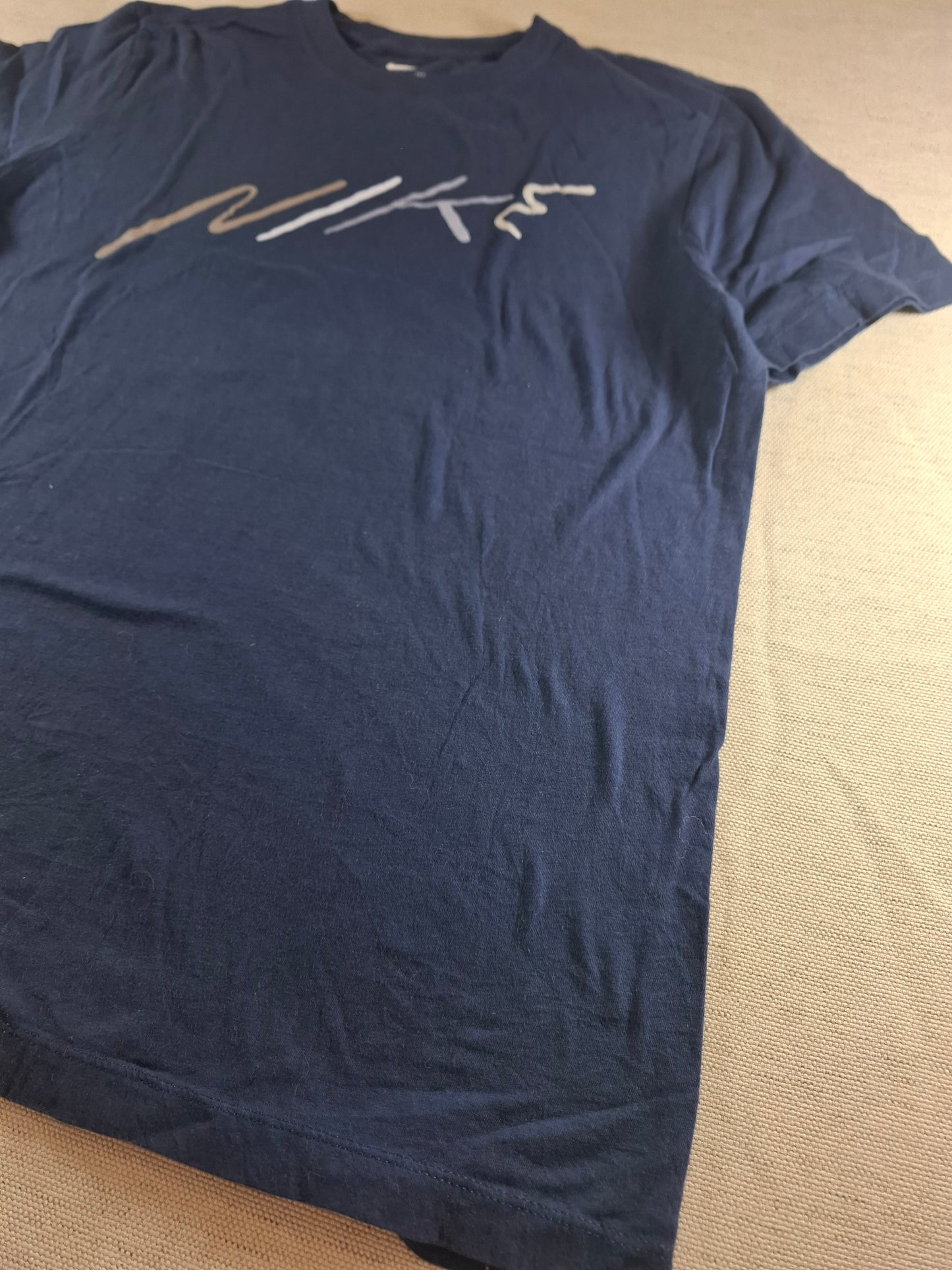 001121 Nike T-shirt size M Navy