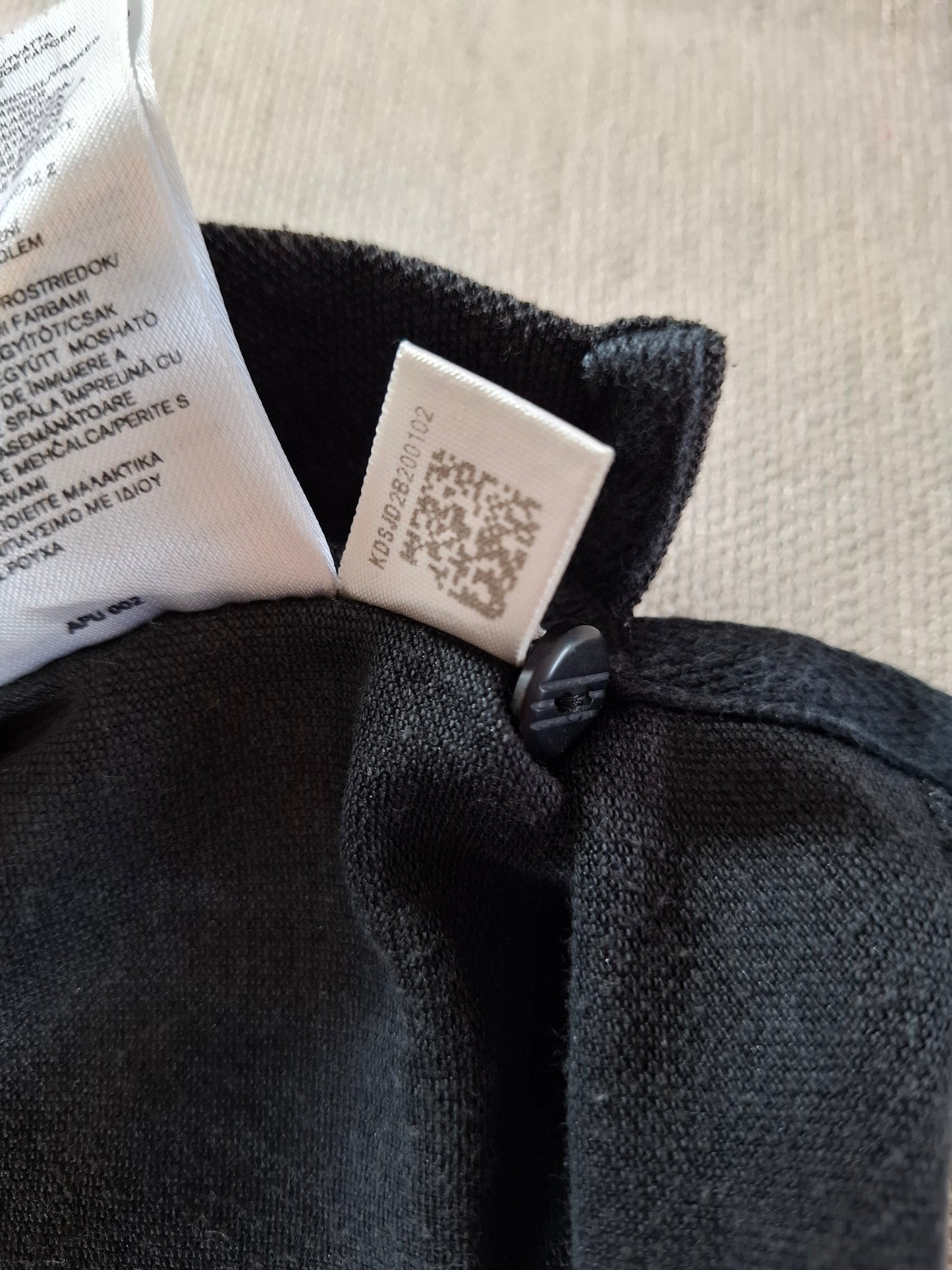 000127 Adidas AEK Athens polo size L (uk 42/44) Black