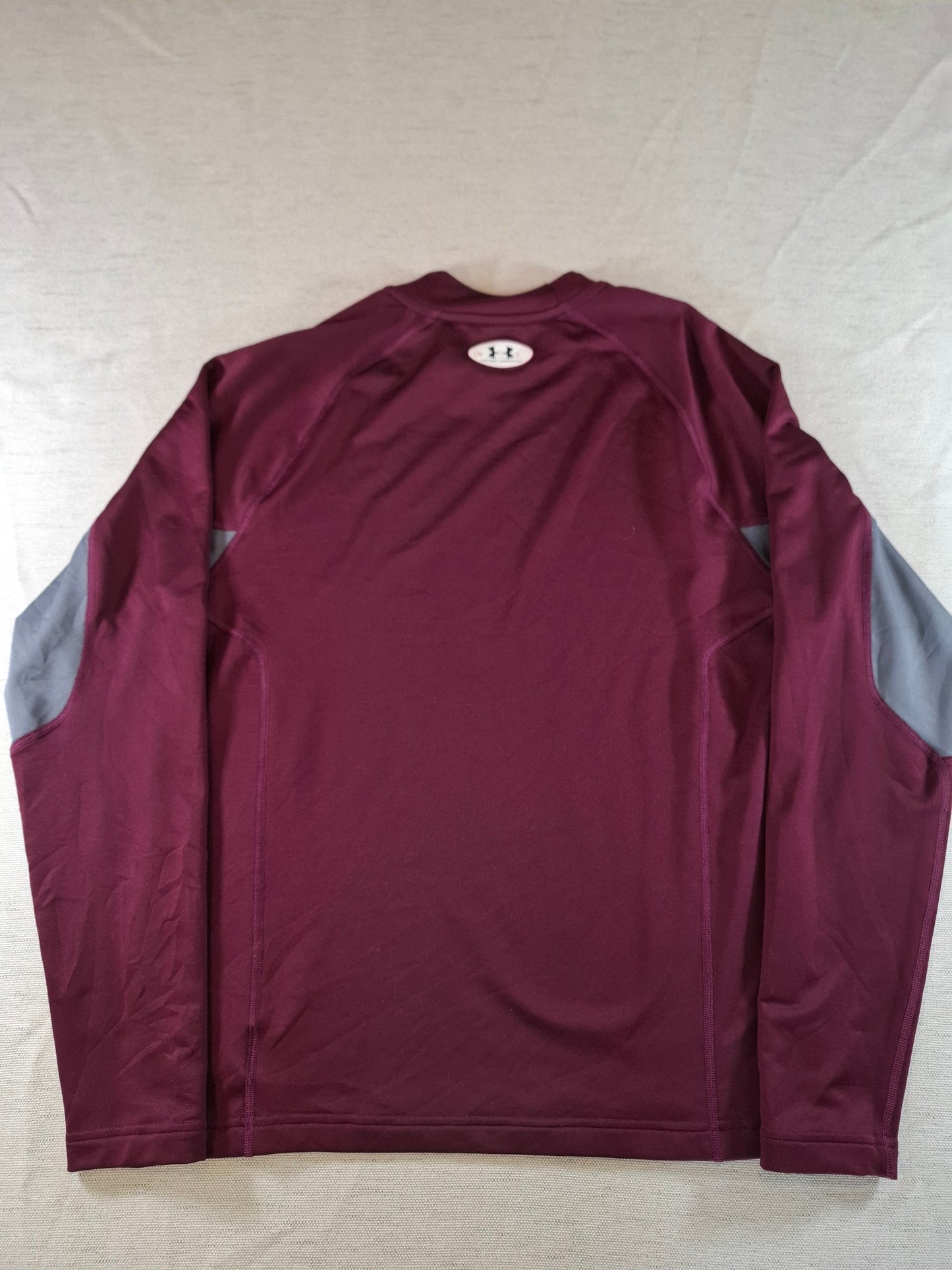 001154 Under Armour Longsleeve t-shirt size L Burgundy/ Grey