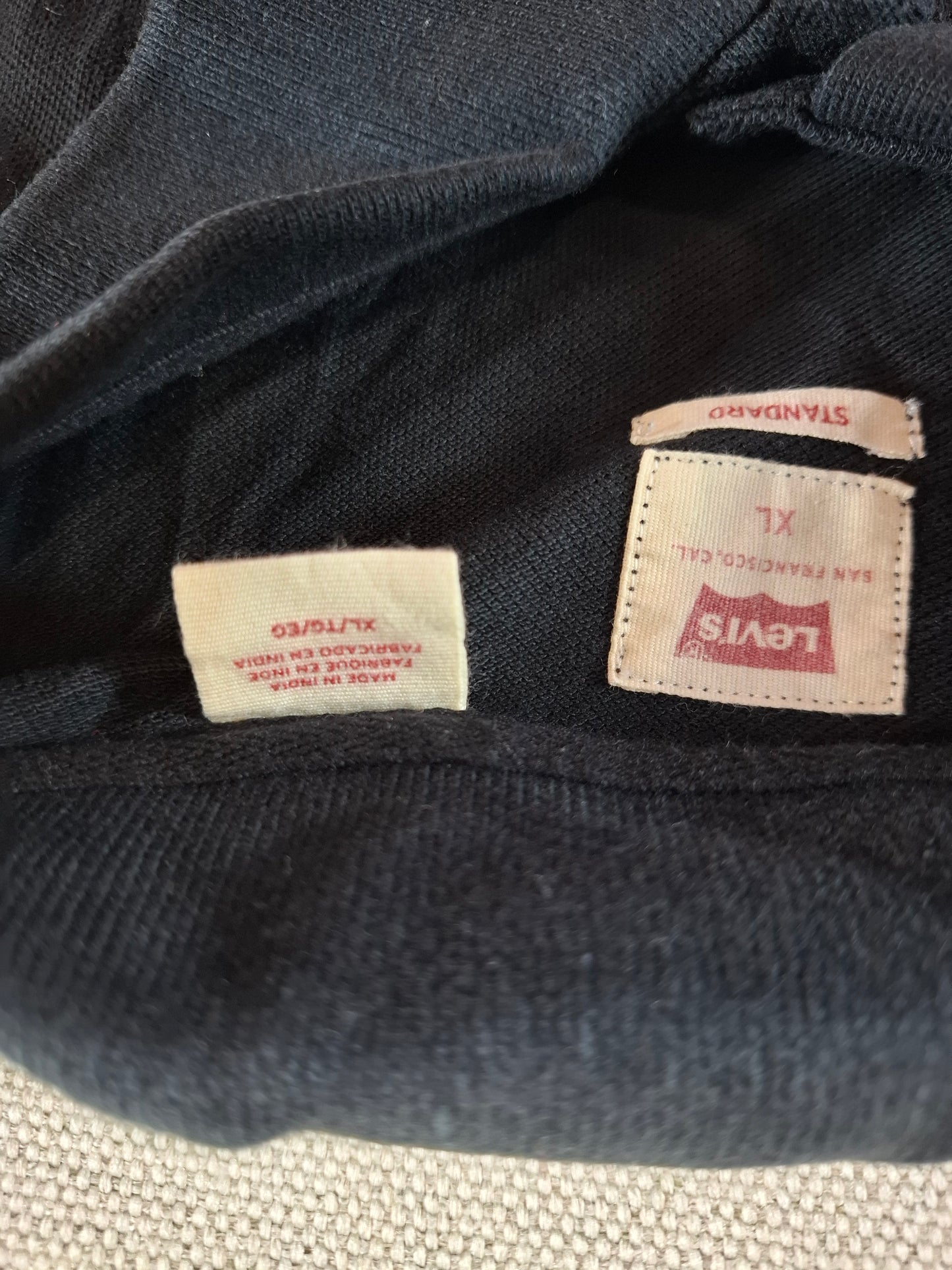 001136 Levi's Polo size XL Black