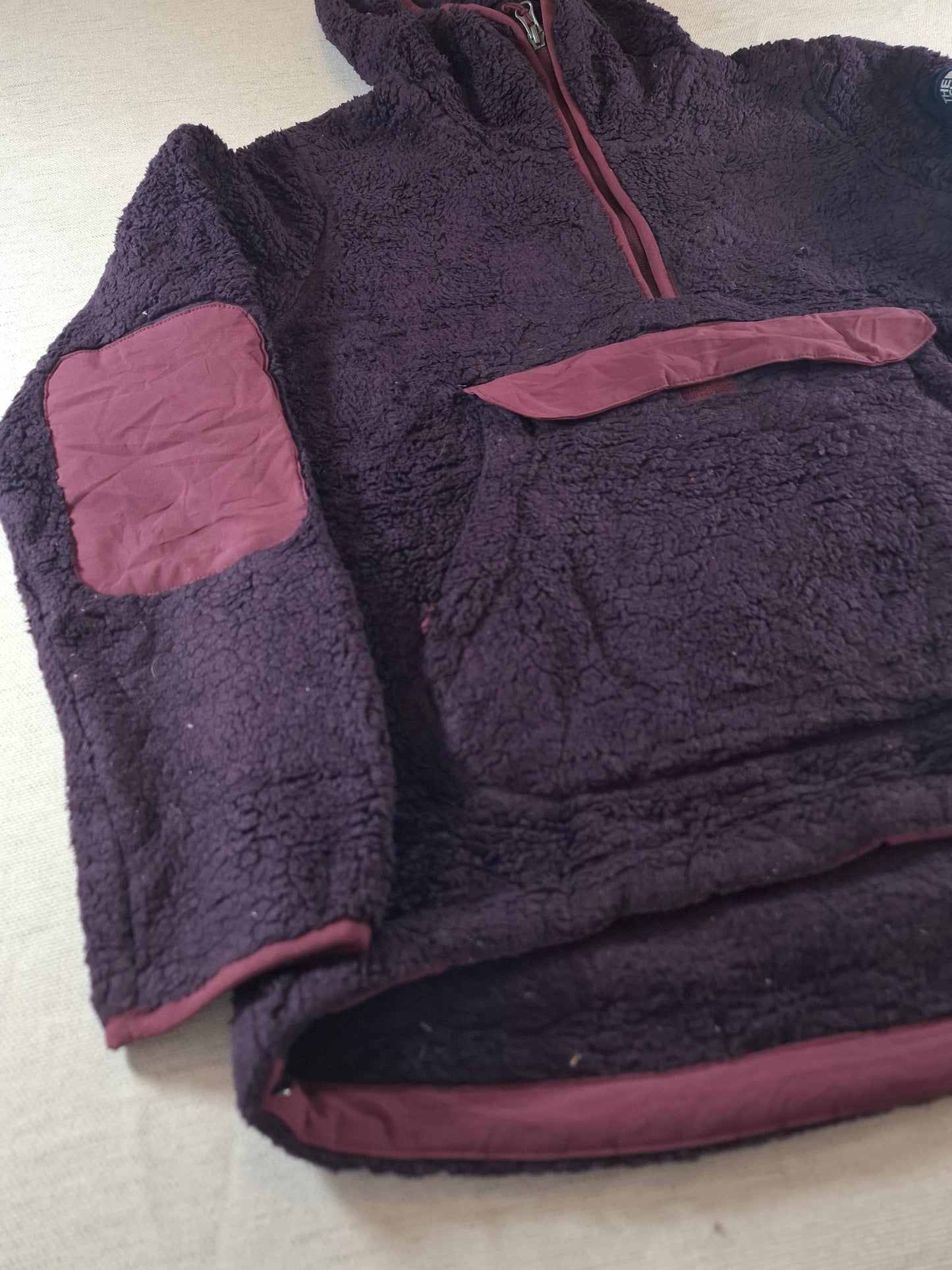 000698 The North Face Fleece hoodie size Women's S Purple