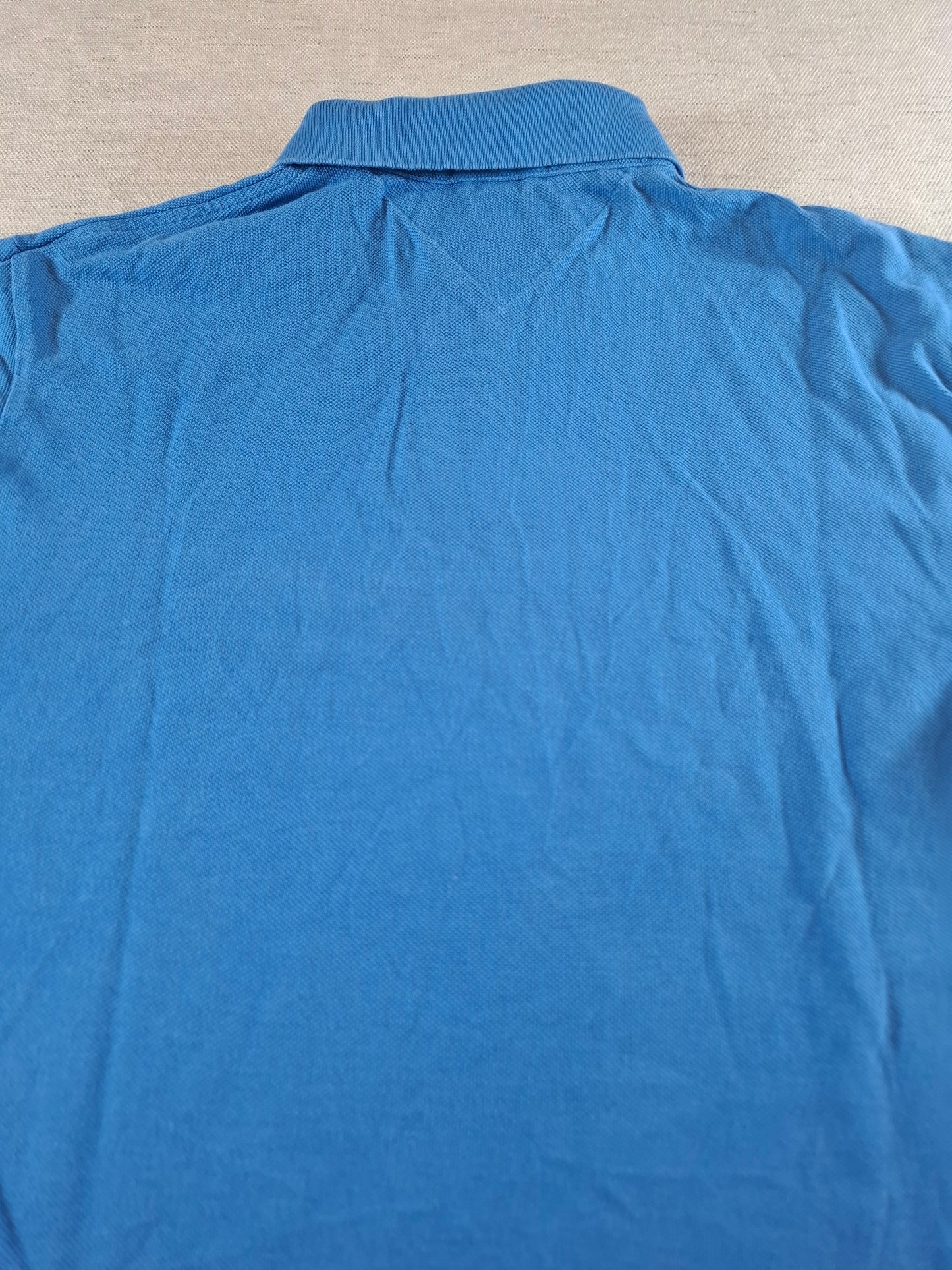 001110 Tommy Hilfiger Polo size M Blue