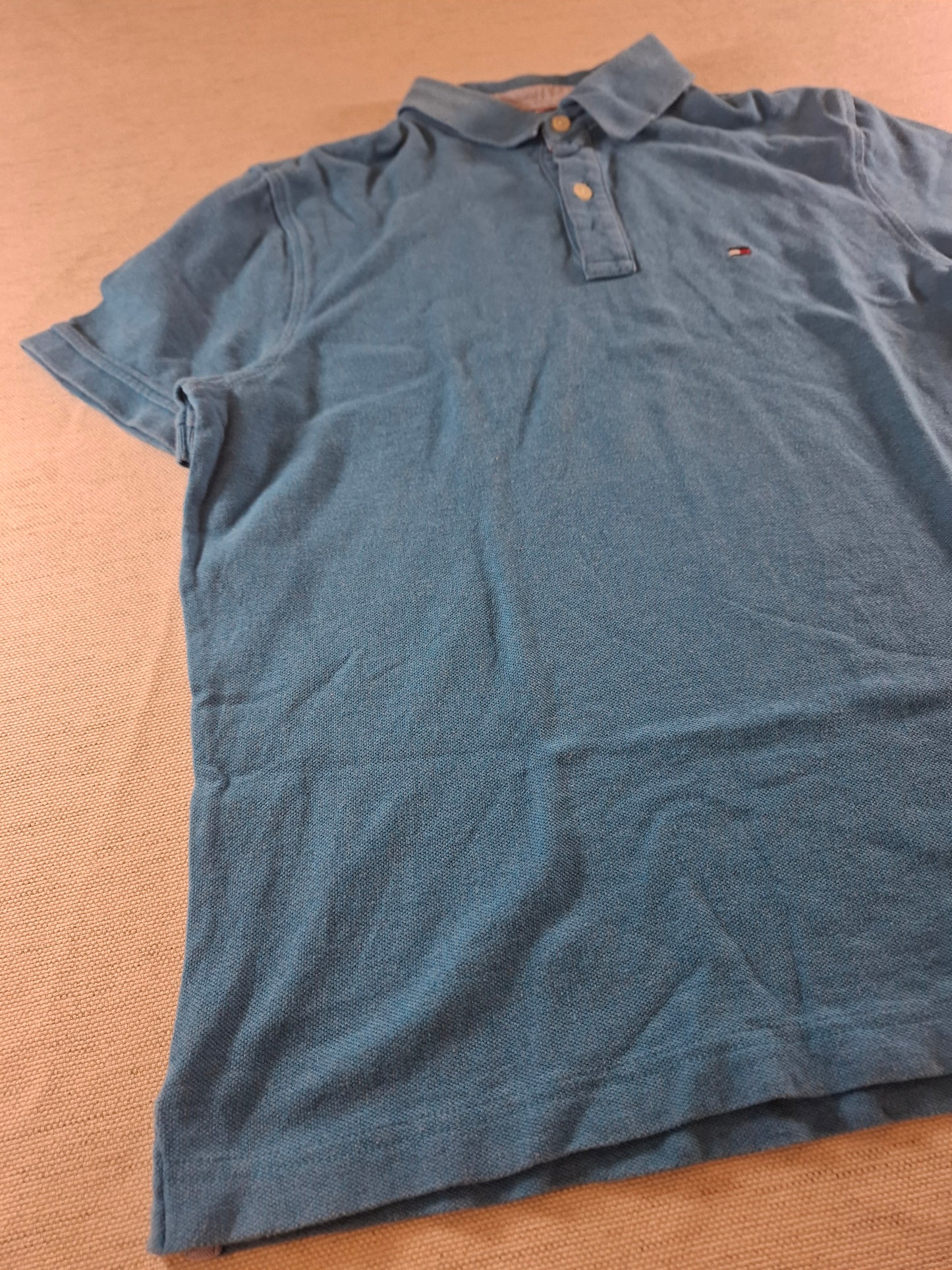 001109Tommy Hilfiger Polo size M Turquoise