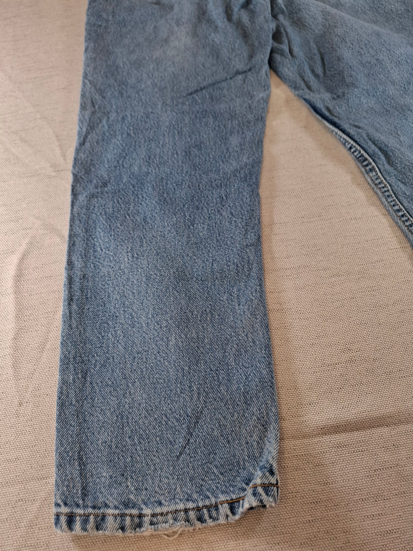 000177 Levi's 550 Jeans size 31/27 Blue