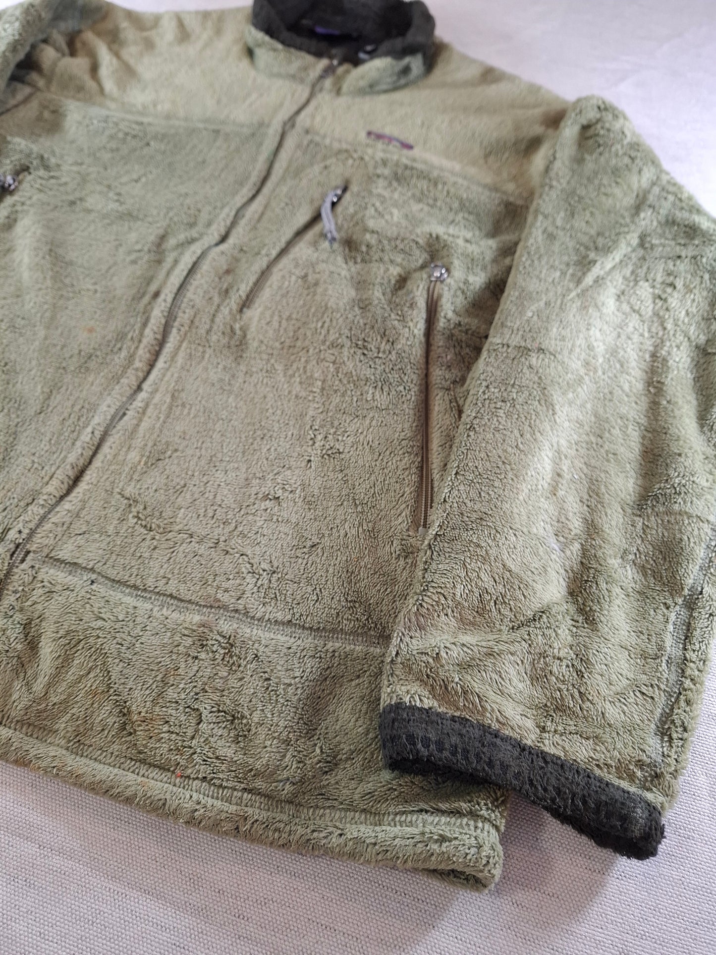 000480 Patagonia Fleece jack size L Army Green