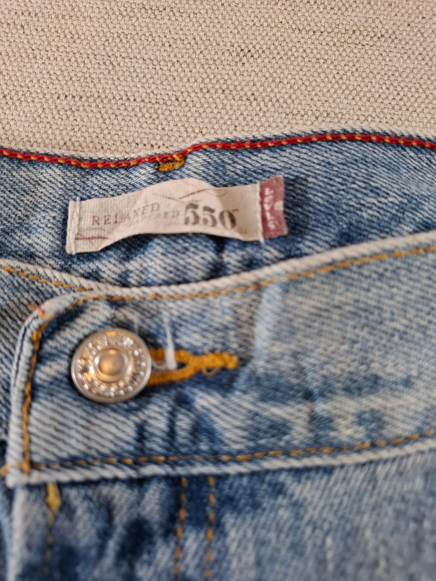 000176 Levi's 550 Jeans size 14S Blue