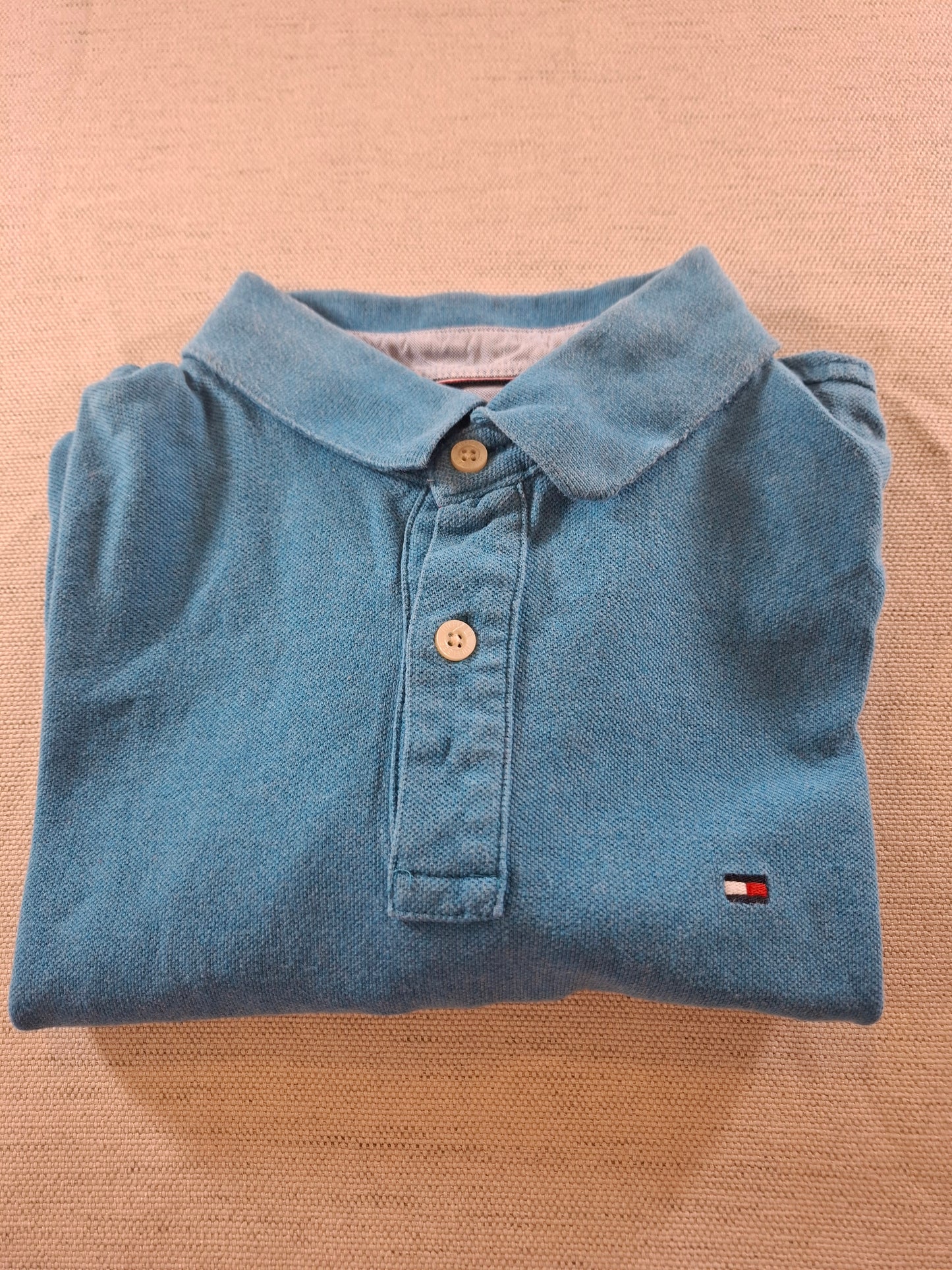 001109Tommy Hilfiger Polo size M Turquoise
