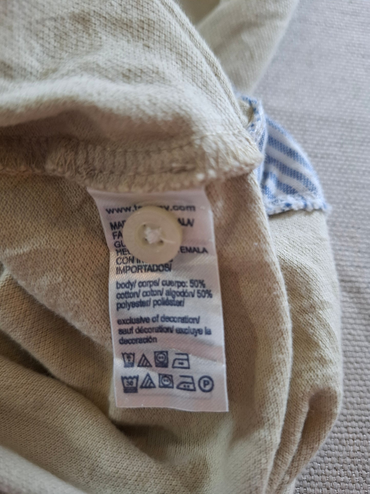 001067 Tommy Hilfiger Polo size M Khaki