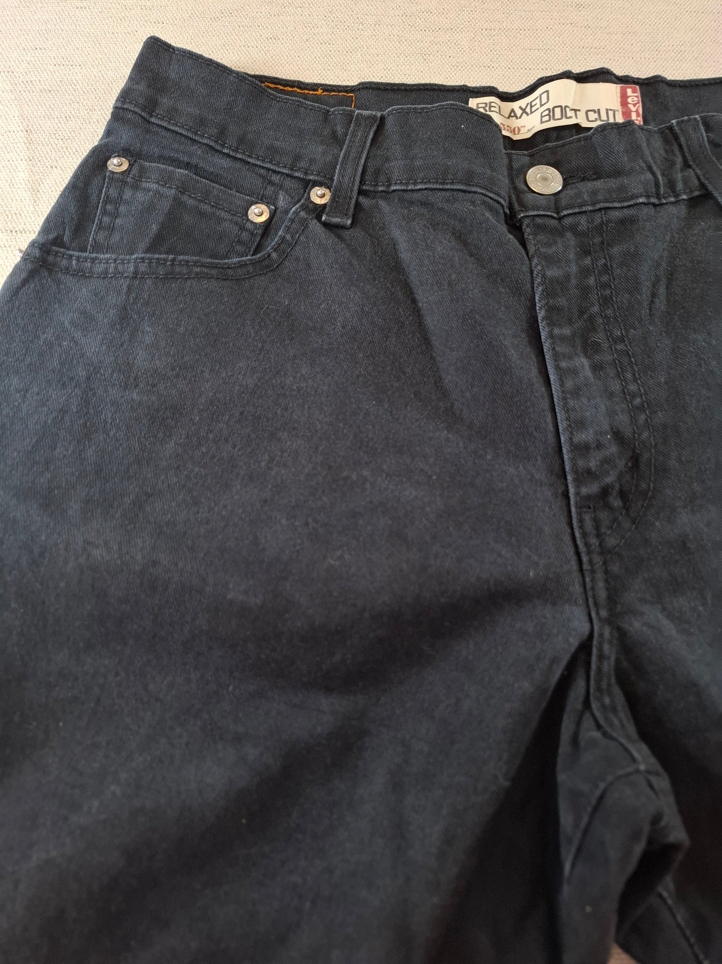 000173 Levi's 550 Jeans size 12L Black