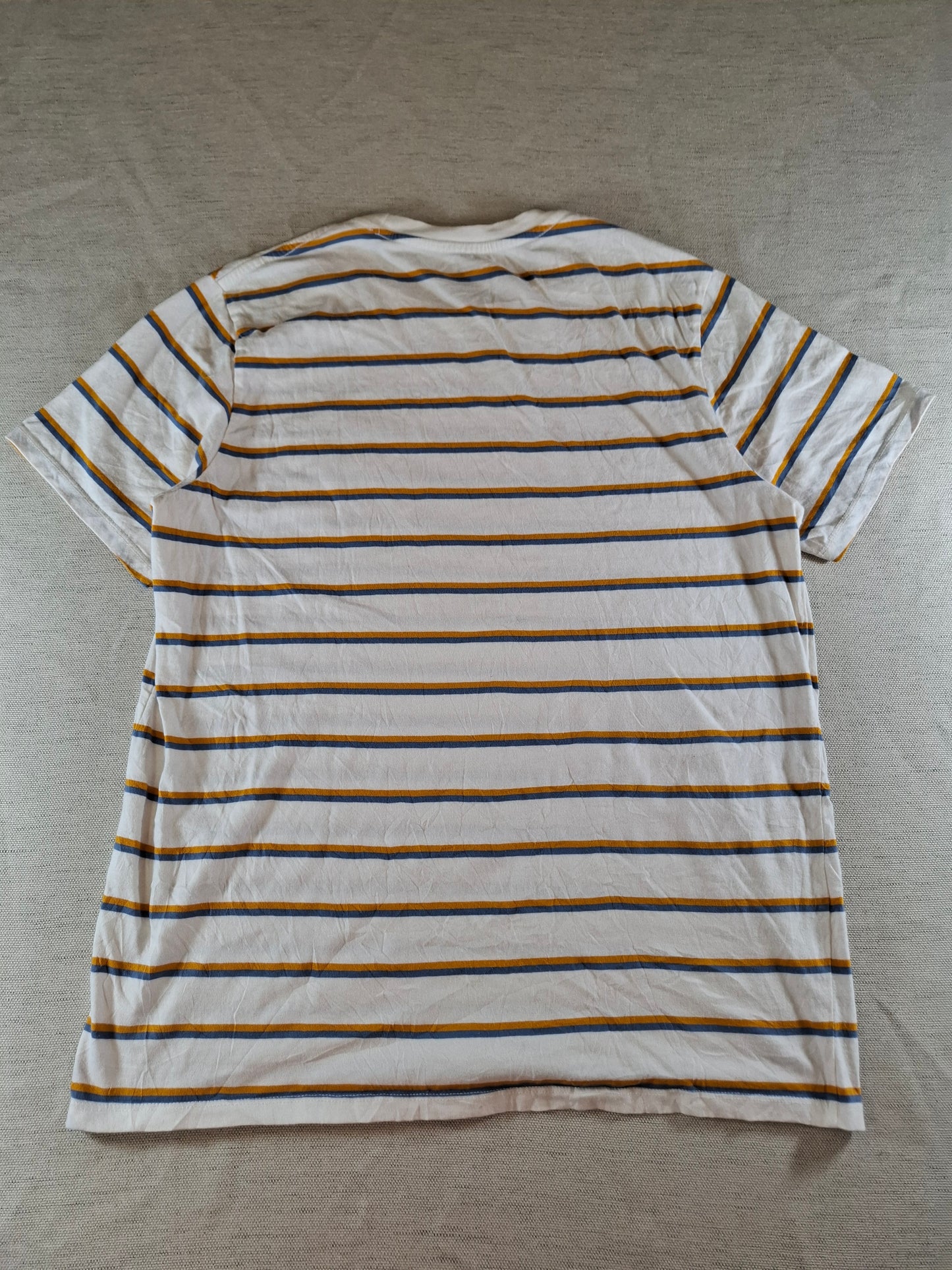 001137 Levi's T-shirt size L White/ Yellow/ Blue striped.