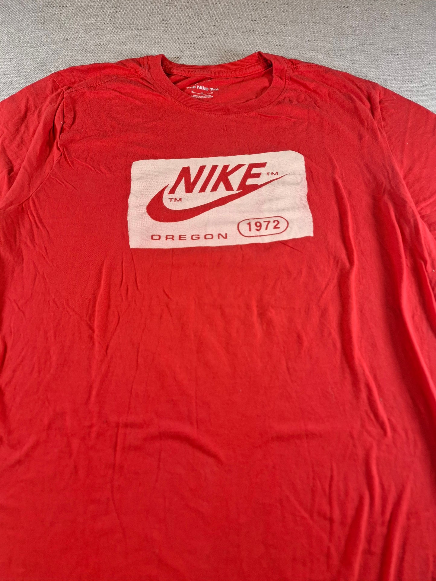 001129 Nike T-shirt size M Red