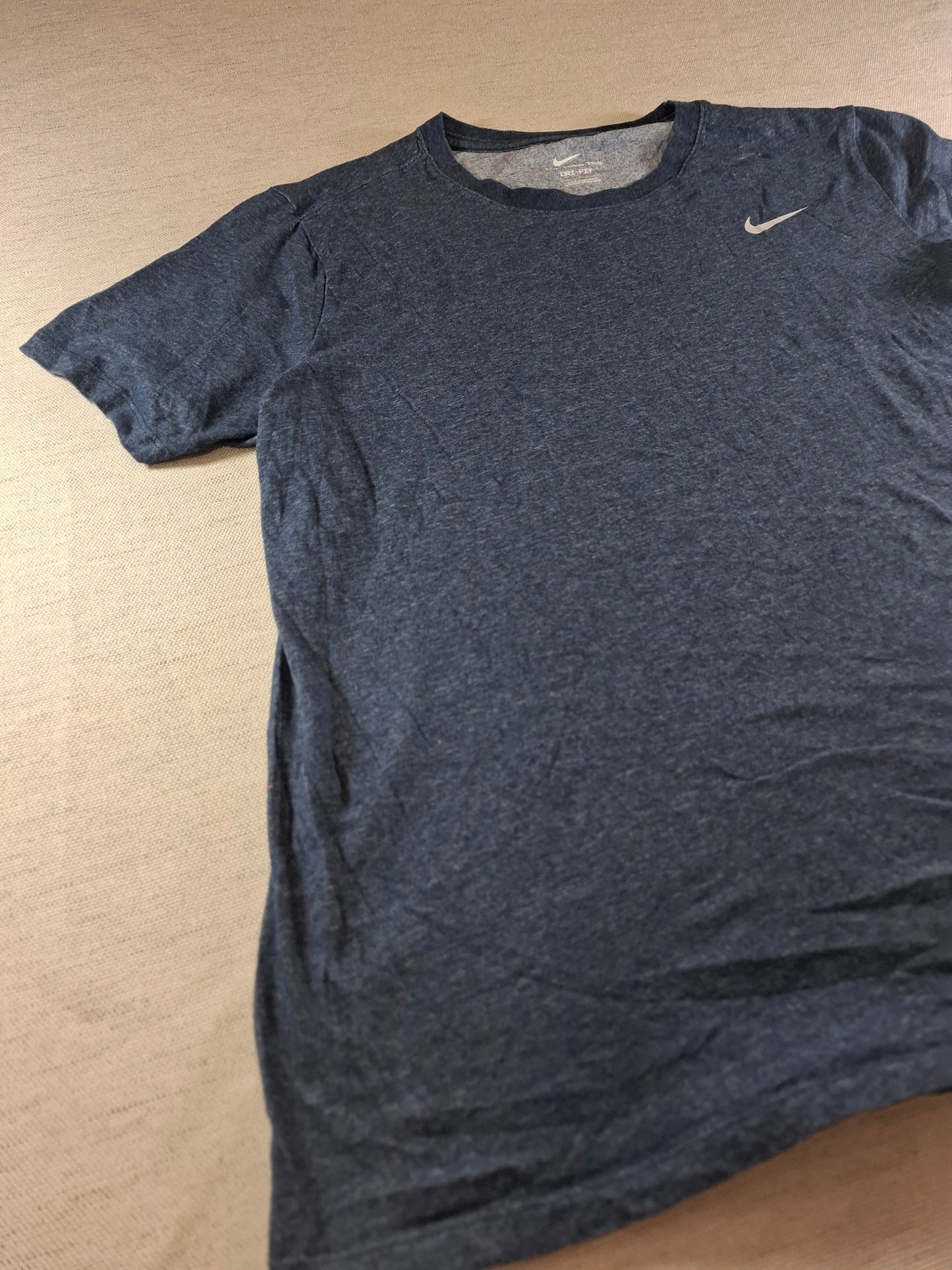 001123 Nike T-shirt size L Navy/ Grey