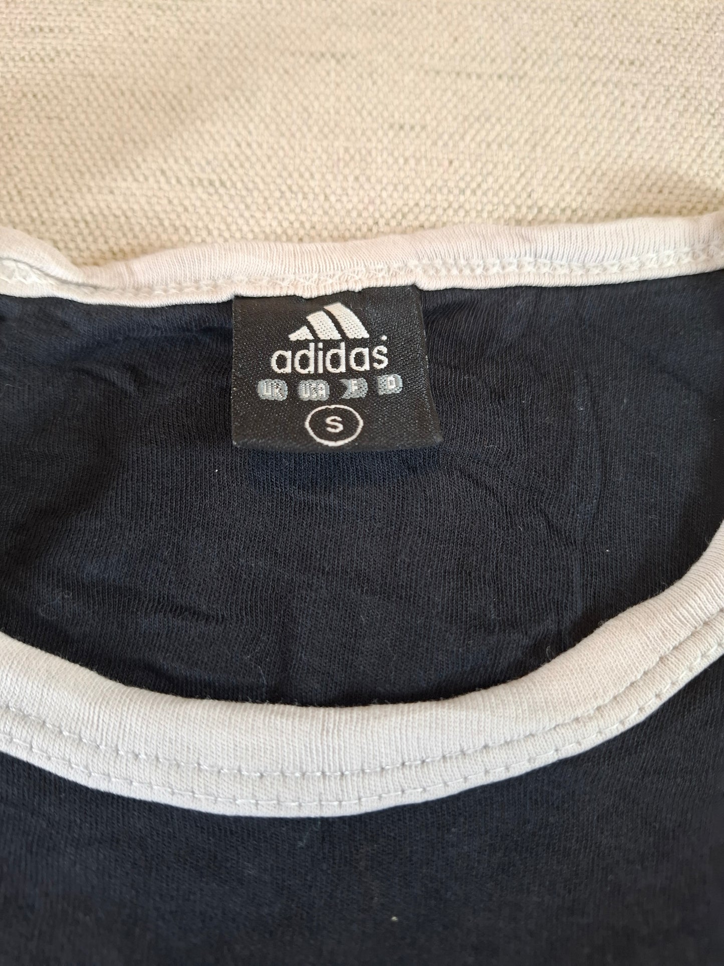 000130 – Adidas T-Shirt – Black, Size S
