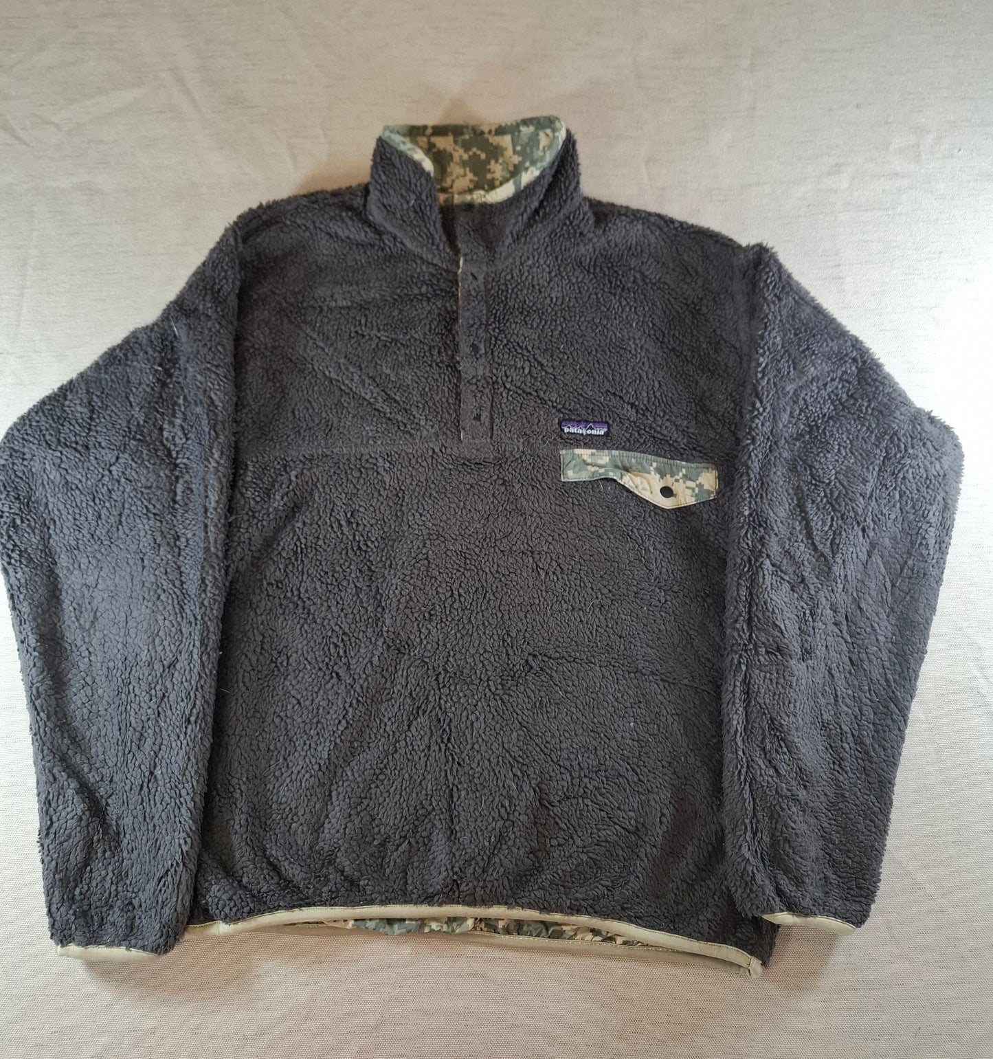 J156 Patagonia jacket UCP cammo/ Brown fleece L