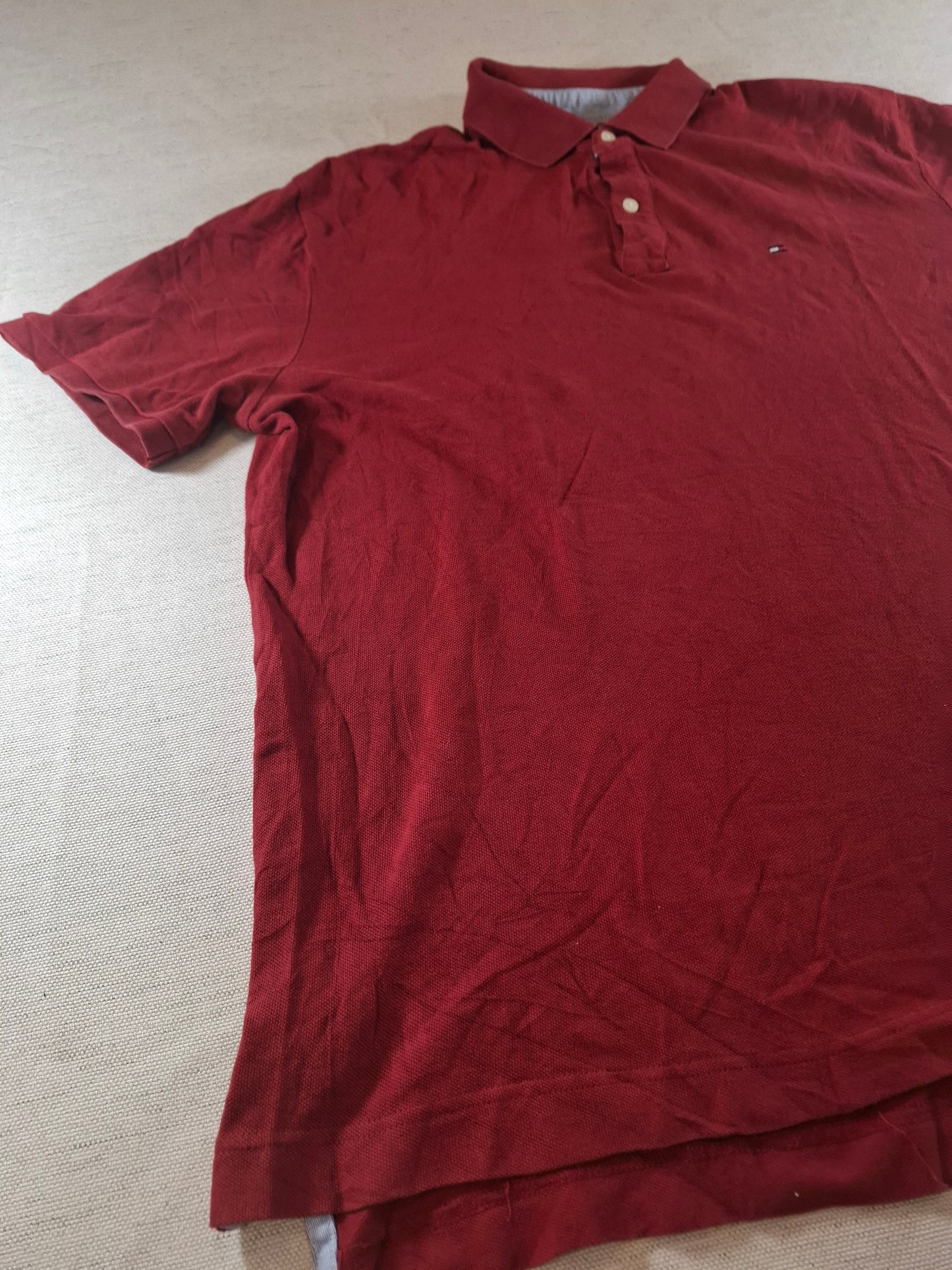 001108 Tommy Hilfiger Polo size L Burgundy