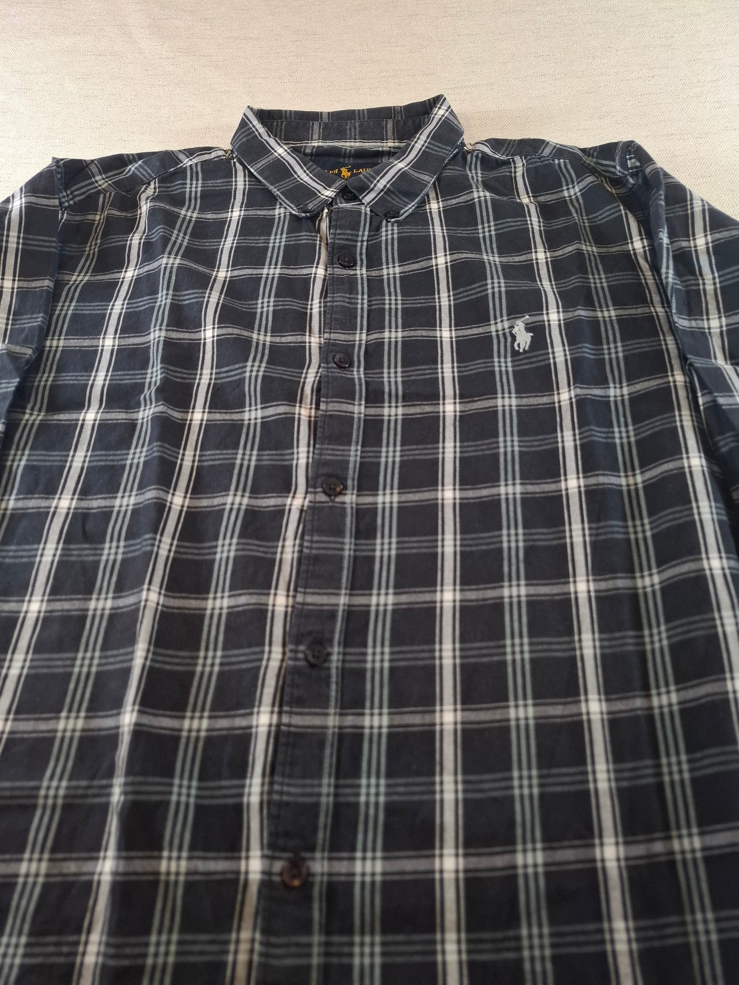 001071 Polo Ralph Lauren Button down shirt size L Black/ White checkered