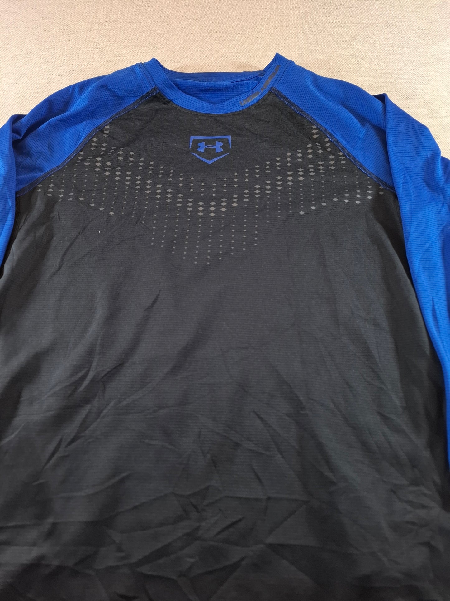 001156 Under Armour Longsleeve t-shirt size S Blue/ Black