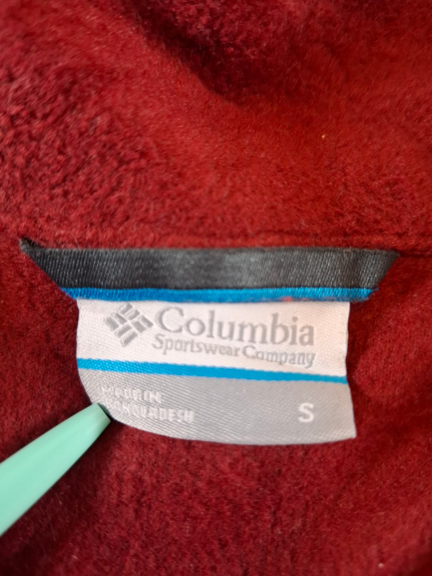 001150 Columbia Fleece size S Burgundy