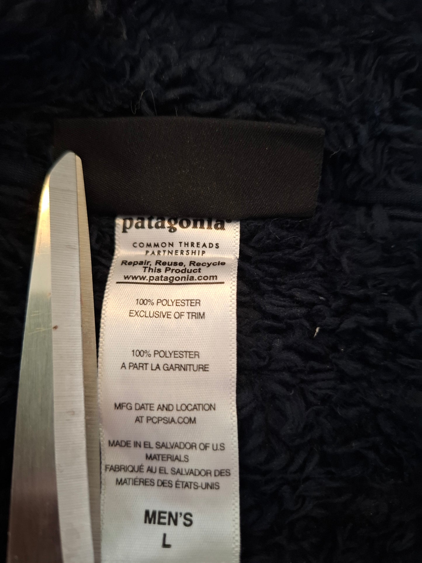 000692 Patagonia Fleece size L Black
