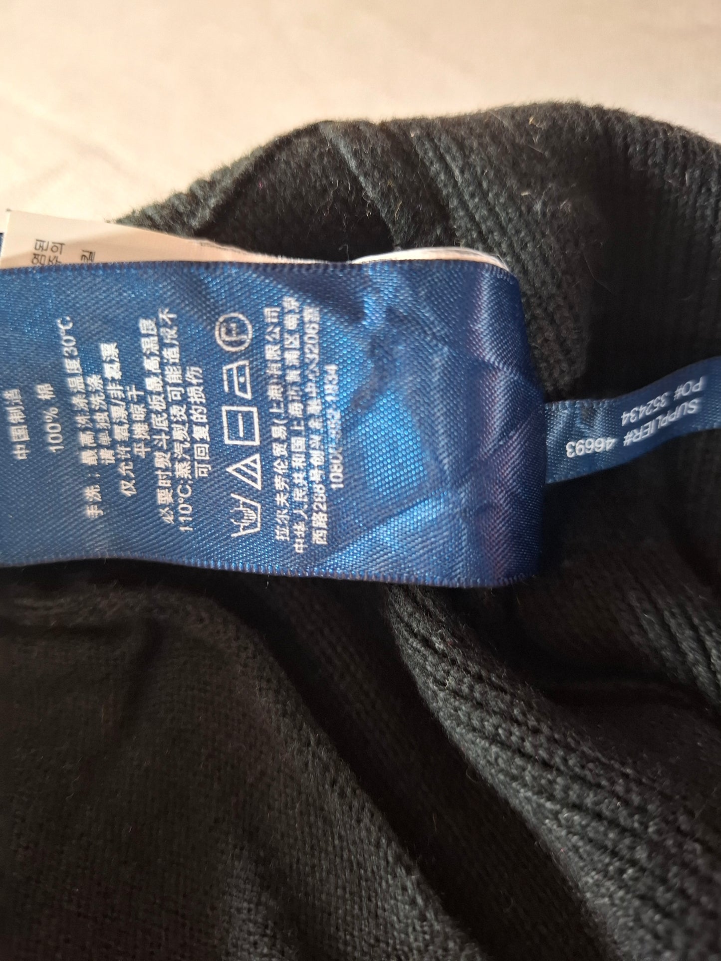 000226 Polo Ralph Lauren Full zip sweater size L Black/ Red