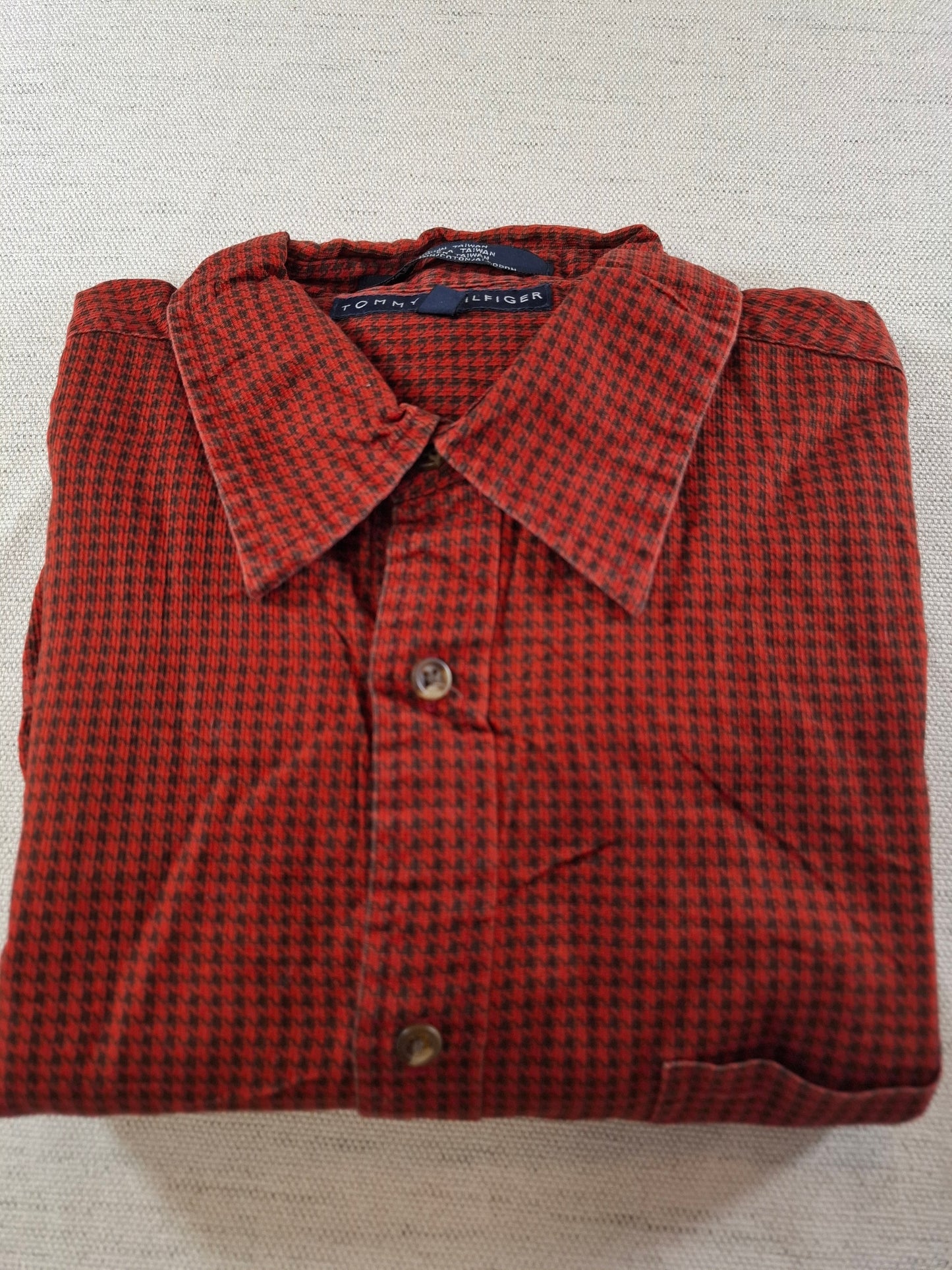 001091 Tommy Hilfiger Button down shirt size L Red/ Black checkered