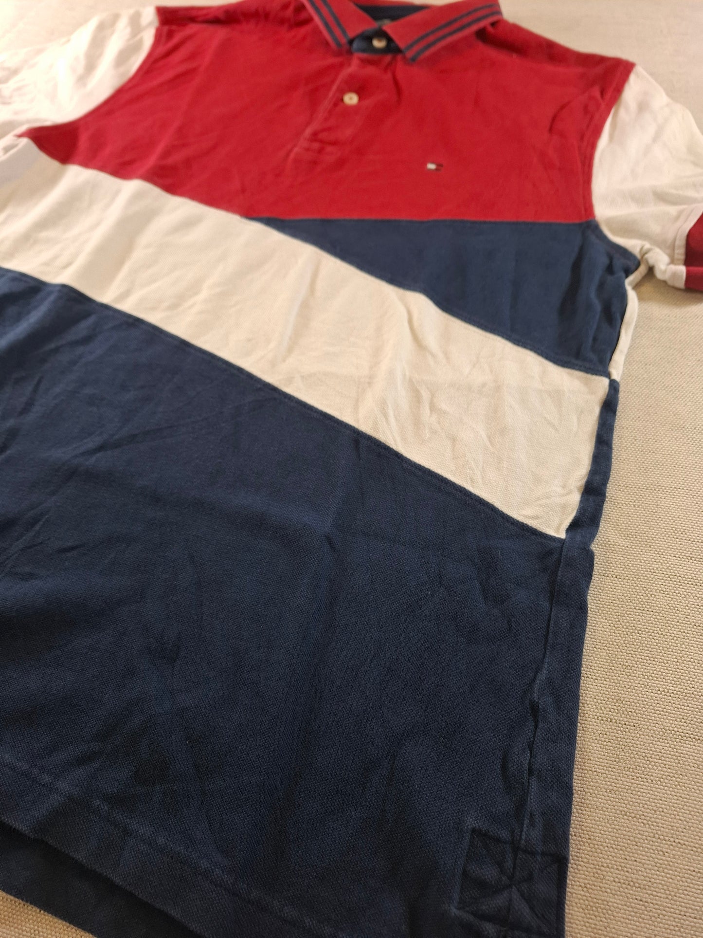 001064 Tommy Hilfiger Polo size L Red/ White/ Blue