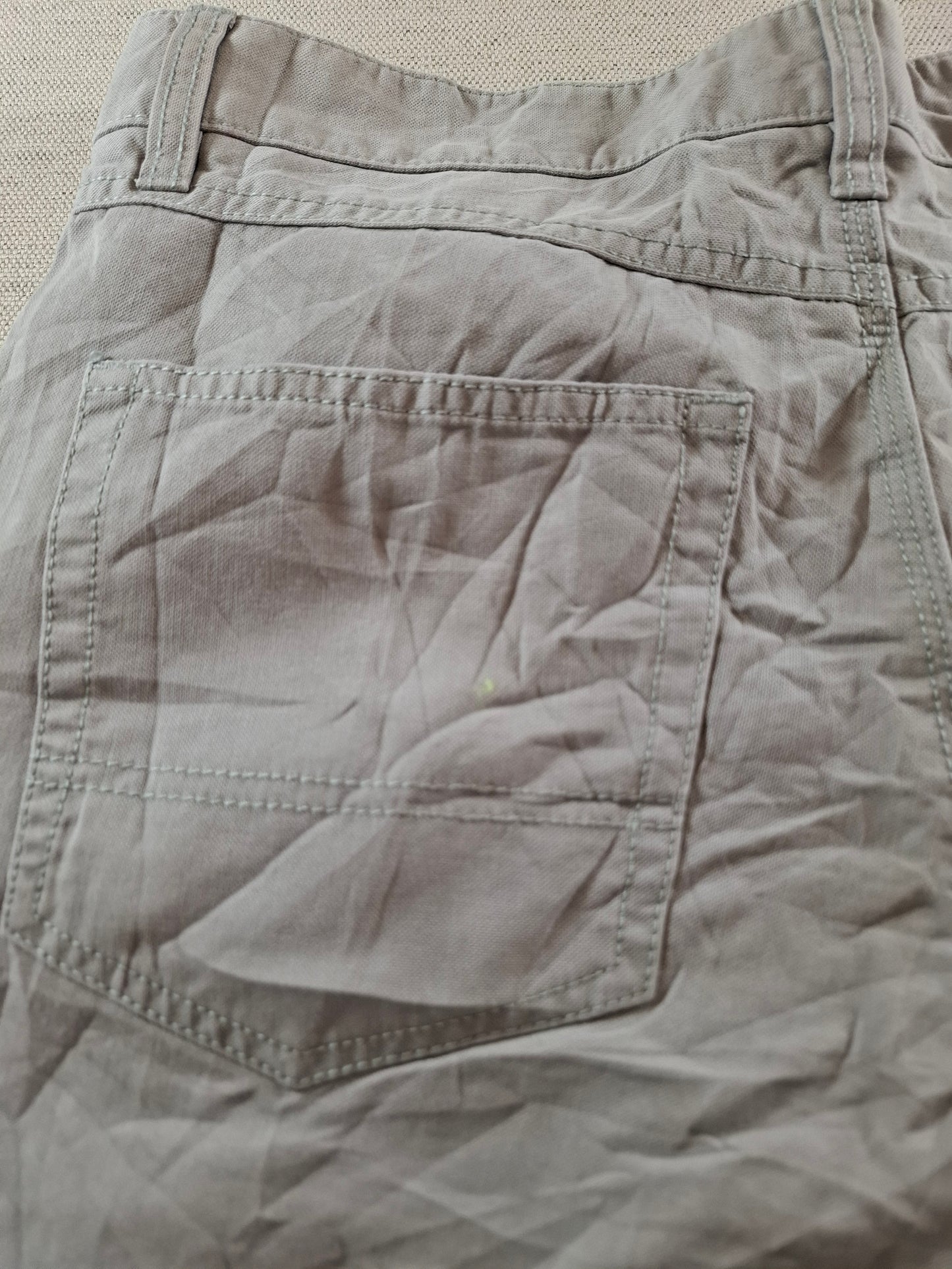 000224 Tommy Hilfiger Jeans size 30/32 Grey