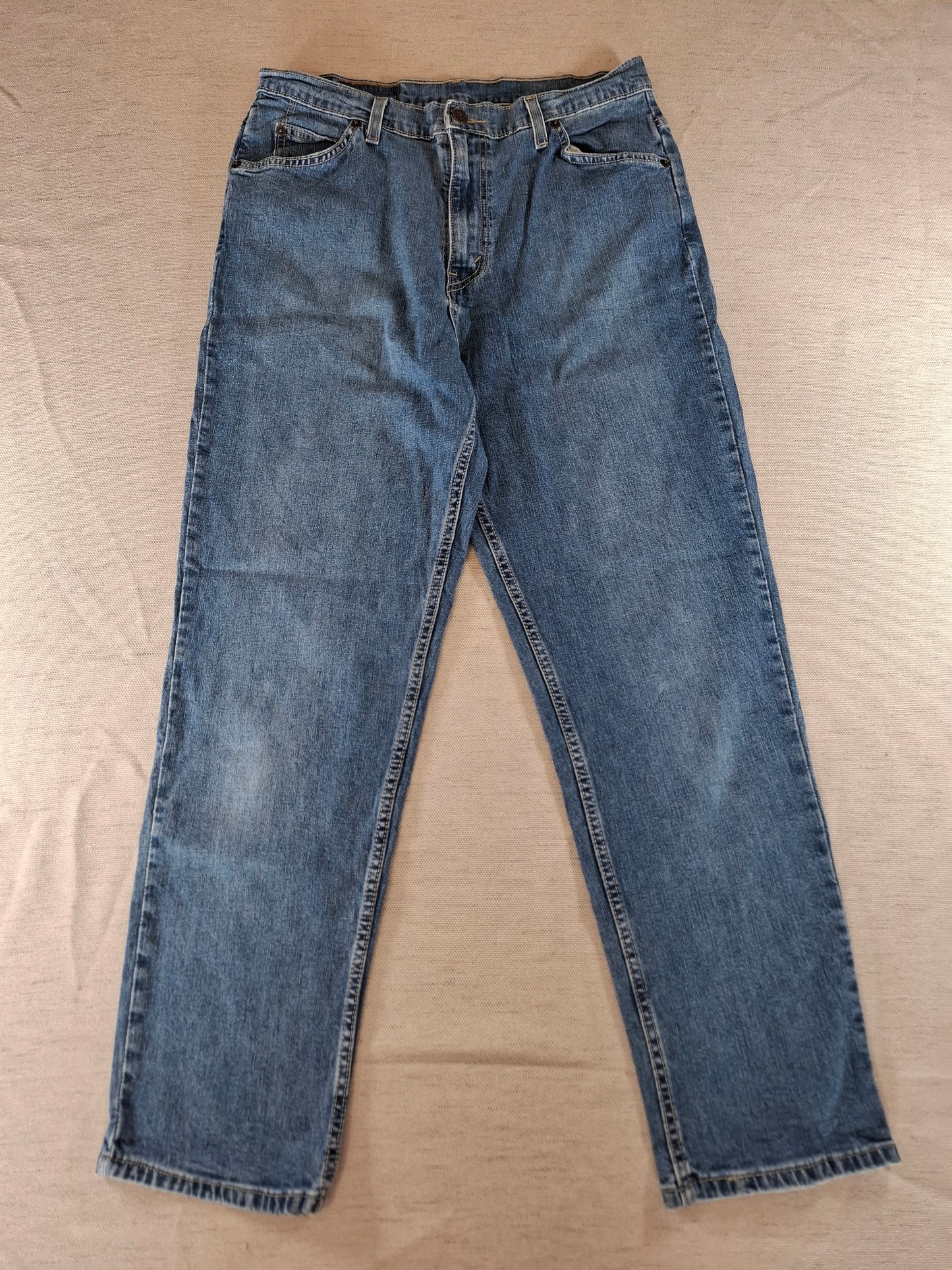 000175 Levi's 550 Jeans size 14 Blue