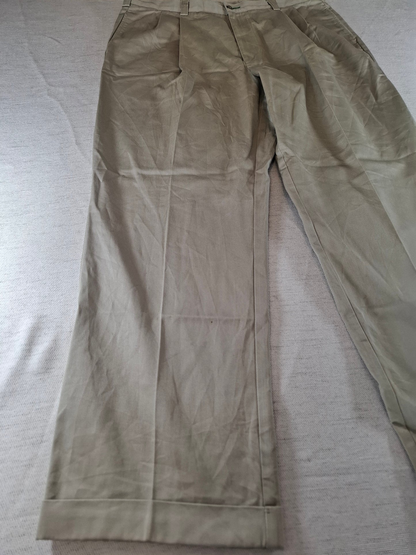 000171 Tommy Hilfiger Chino size 38/30 Khaki