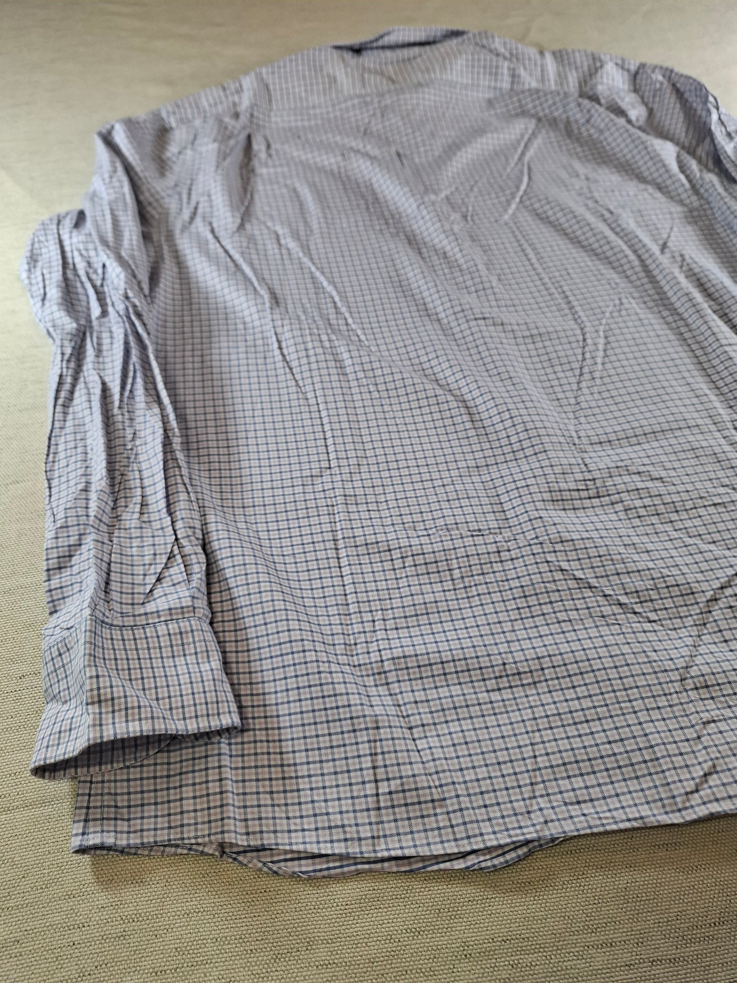 001094 Tommy Hilfiger Button down shirt size 17 / 34-35 Lila/ Blue/ White checkered