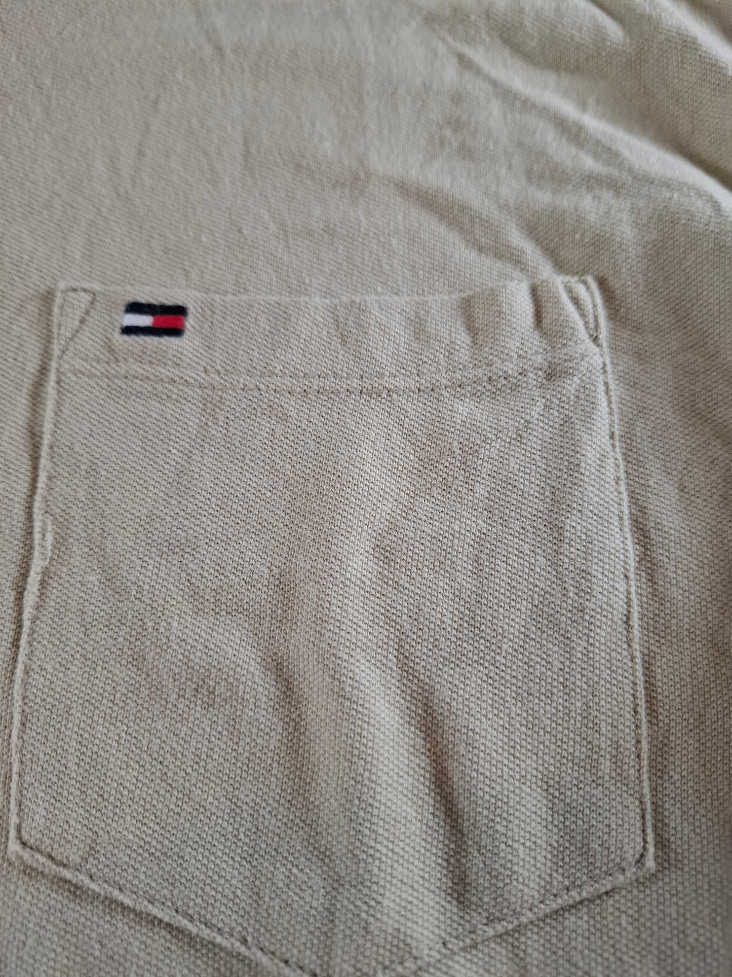 001067 Tommy Hilfiger Polo size M Khaki