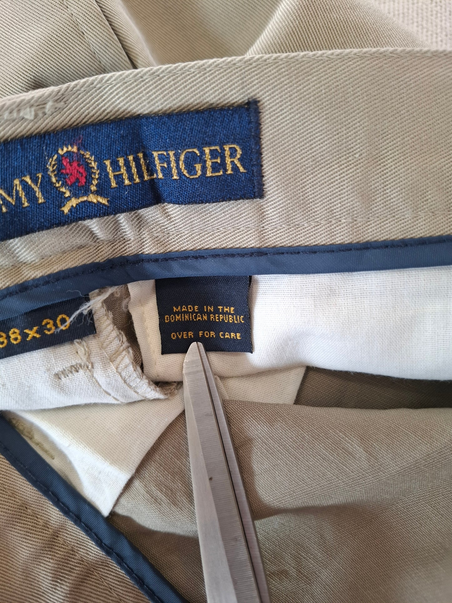000171 Tommy Hilfiger Chino size 38/30 Khaki