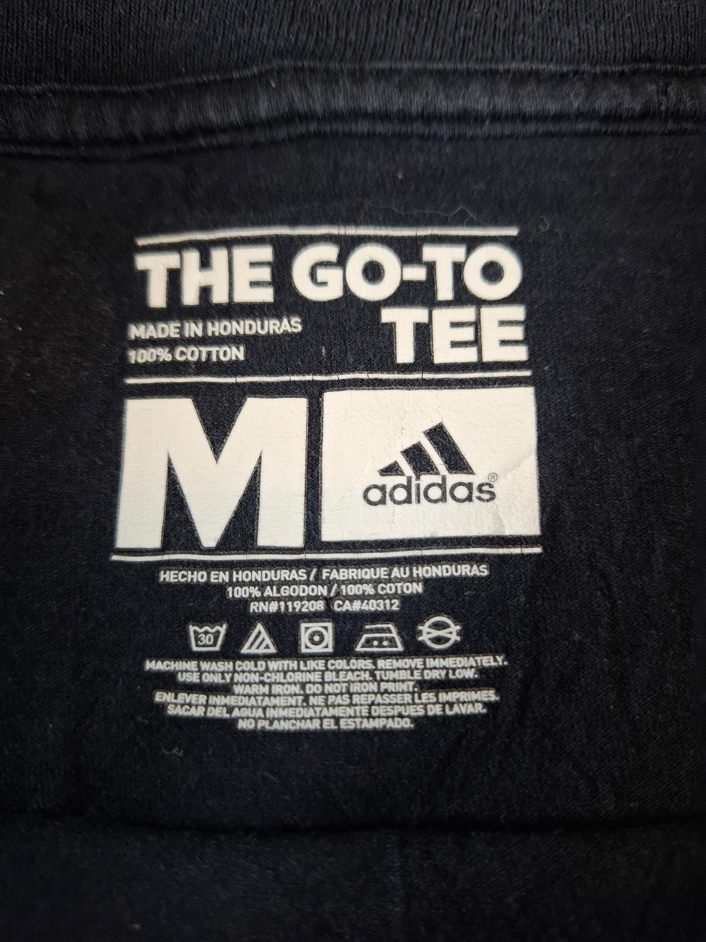 000947 Adidas T-shirt size M Black