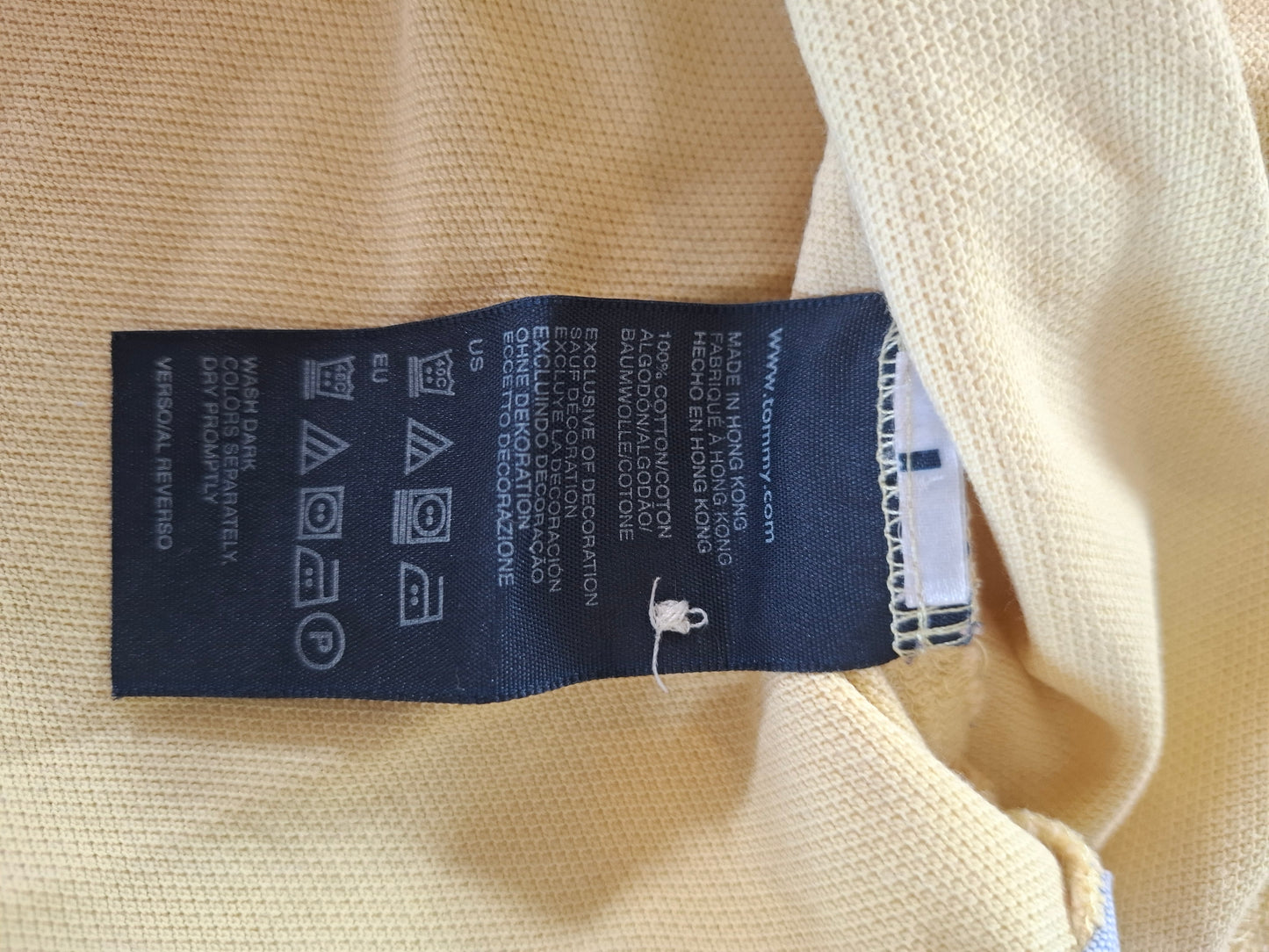 000155 Tommy Hilfiger Polo size M Yellow