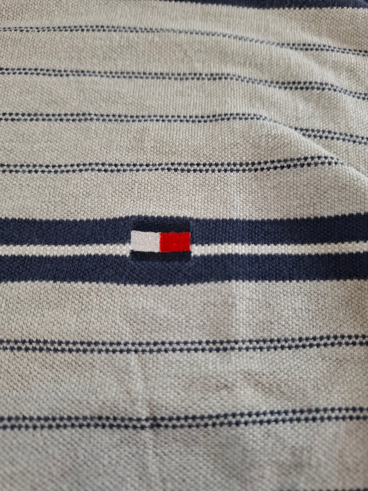 001066 Tommy Hilfiger Polo size M Grey/ Blue