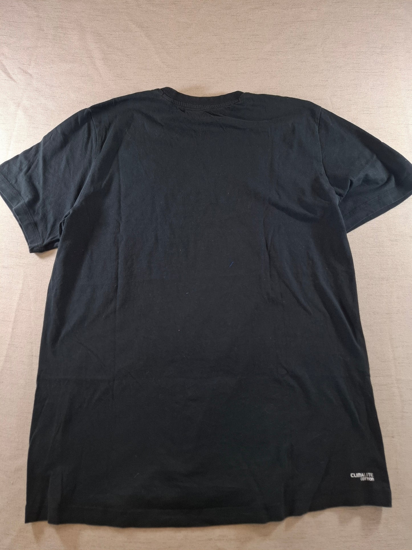 000946 Adidas T-shirt size XL Black