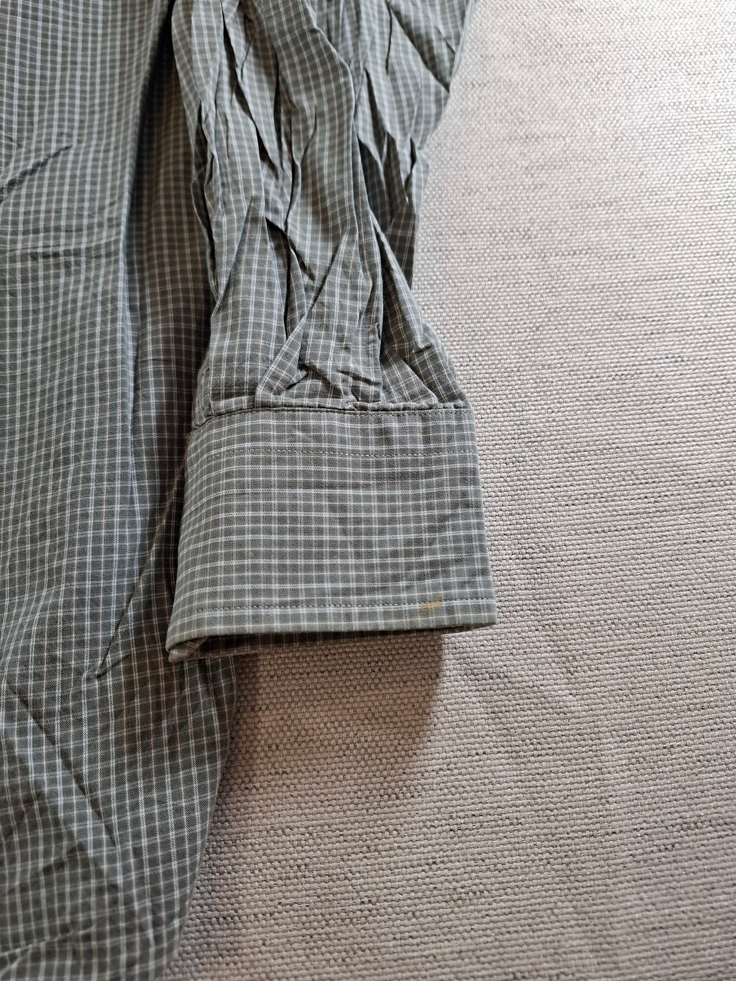 001092 Tommy Hilfiger Button down shirt size 16 / 34-35 Green/ White checkered